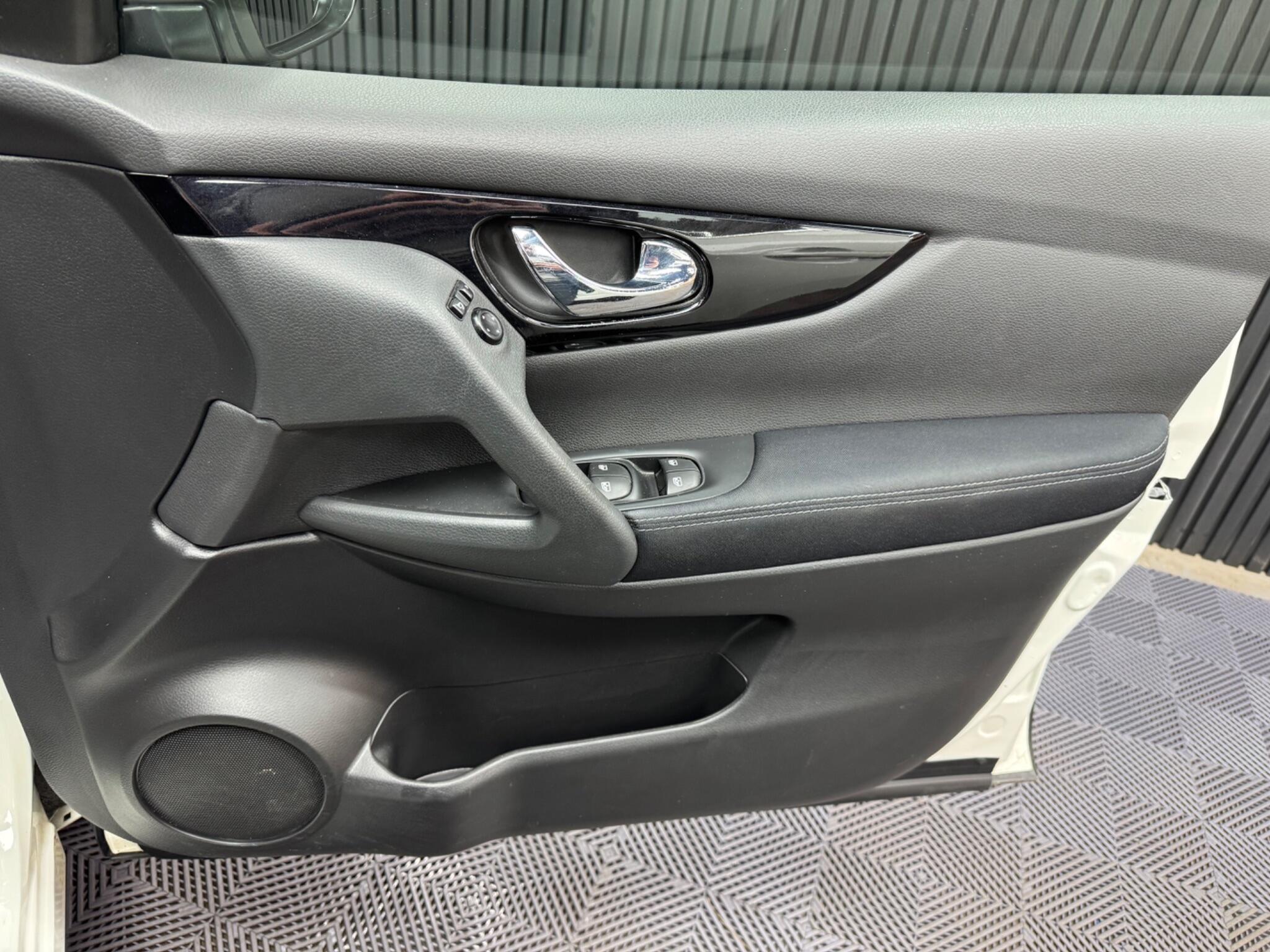 Nissan Qashqai view 34