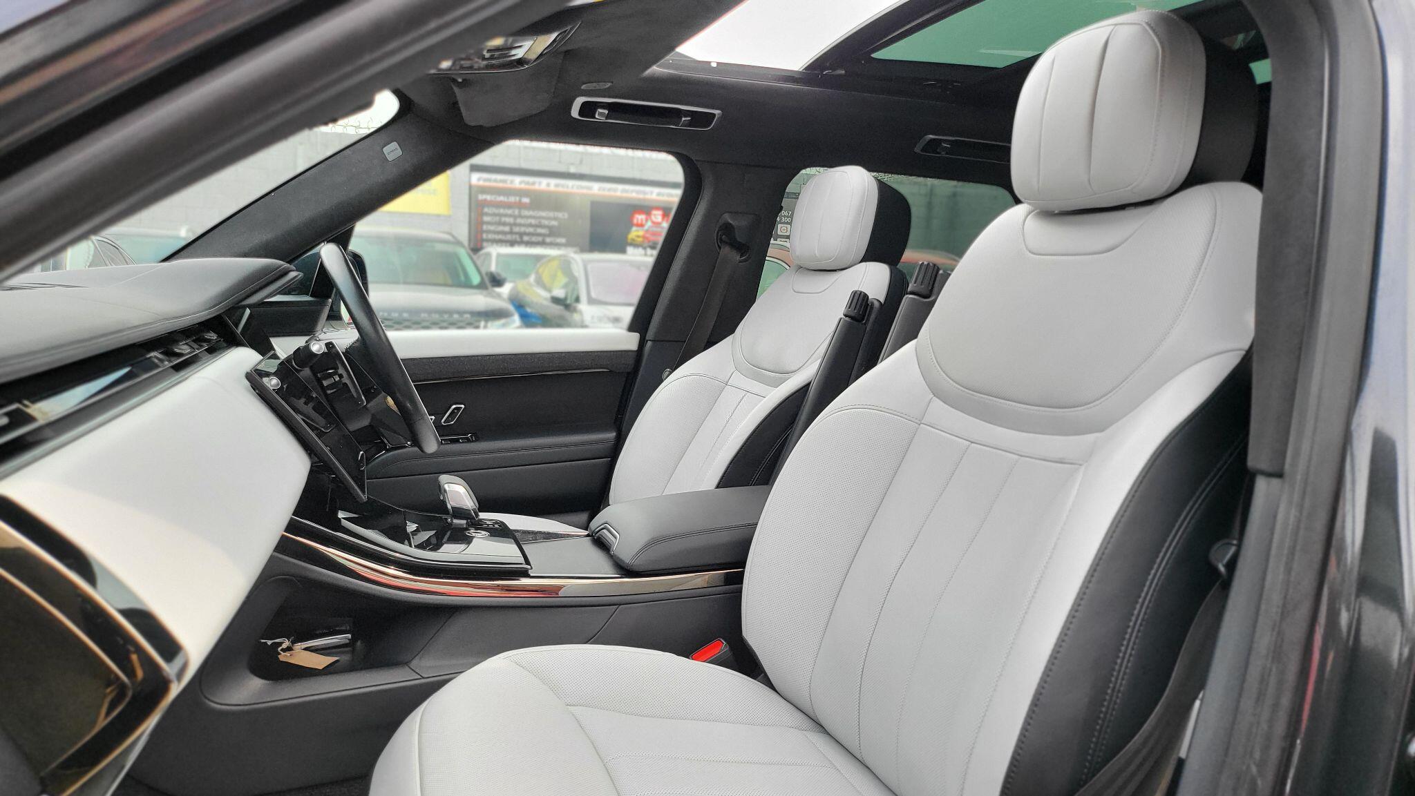 Land Rover Range Rover Sport view 46