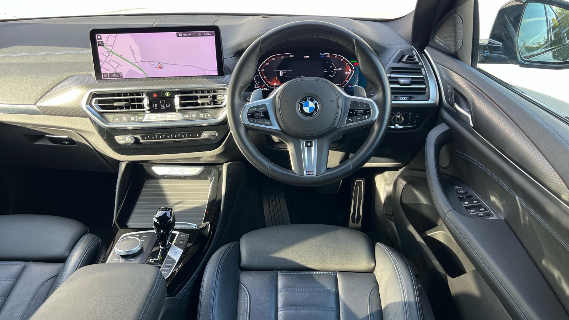 BMW X4 view 5