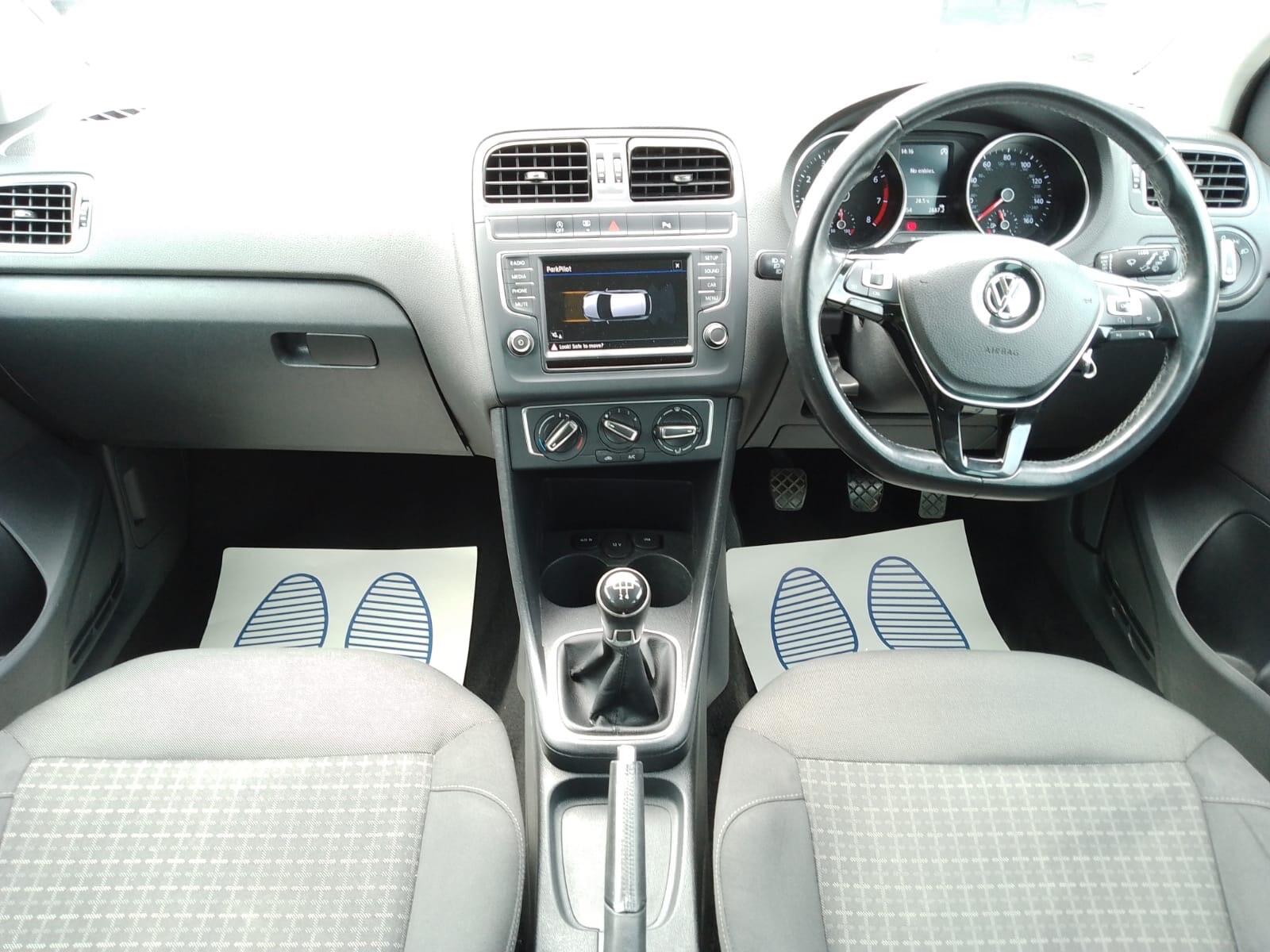 Volkswagen Polo view 24