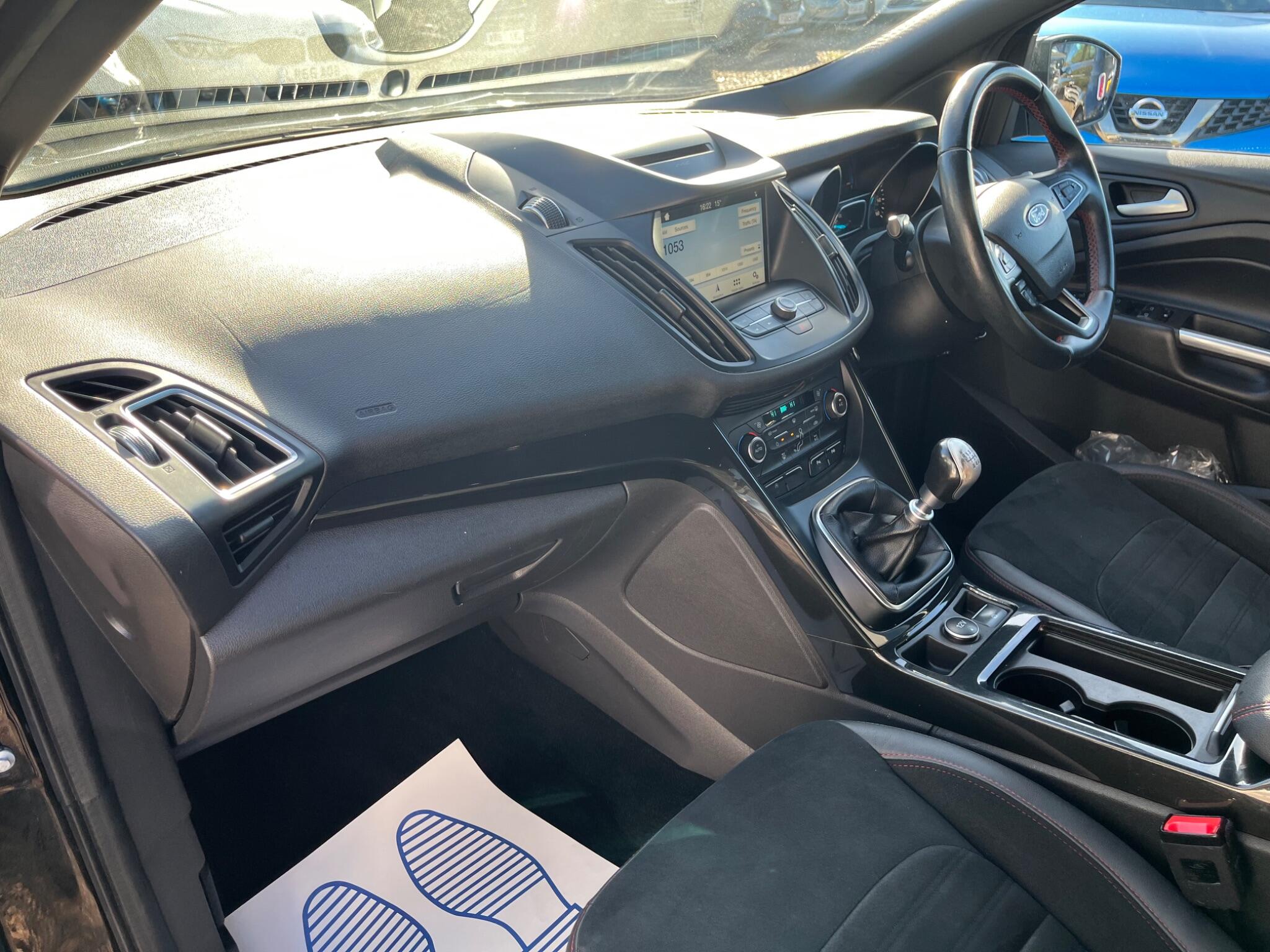 Ford Kuga view 11