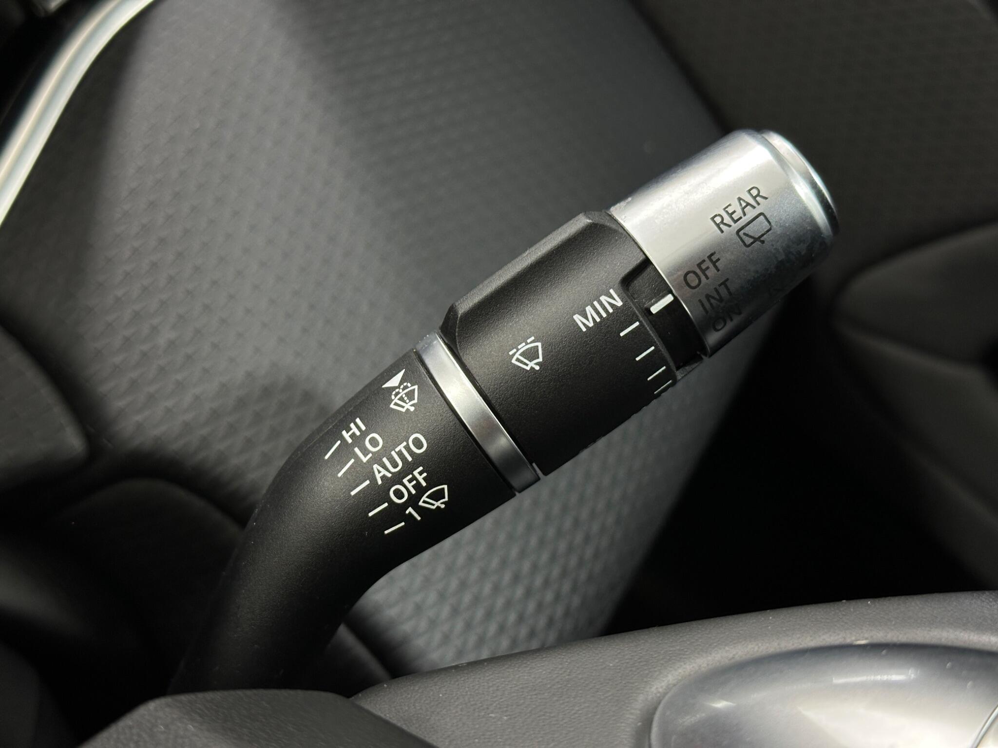 Land Rover Range Rover Evoque view 16