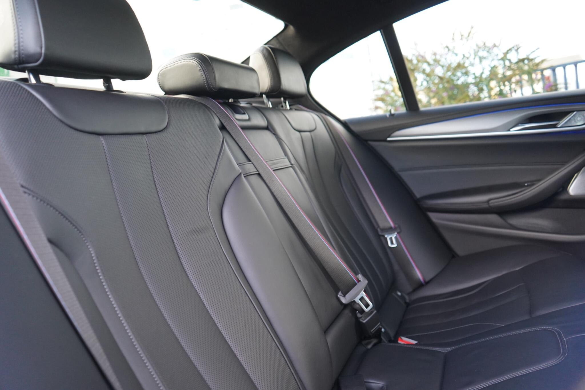 BMW M5 view 29