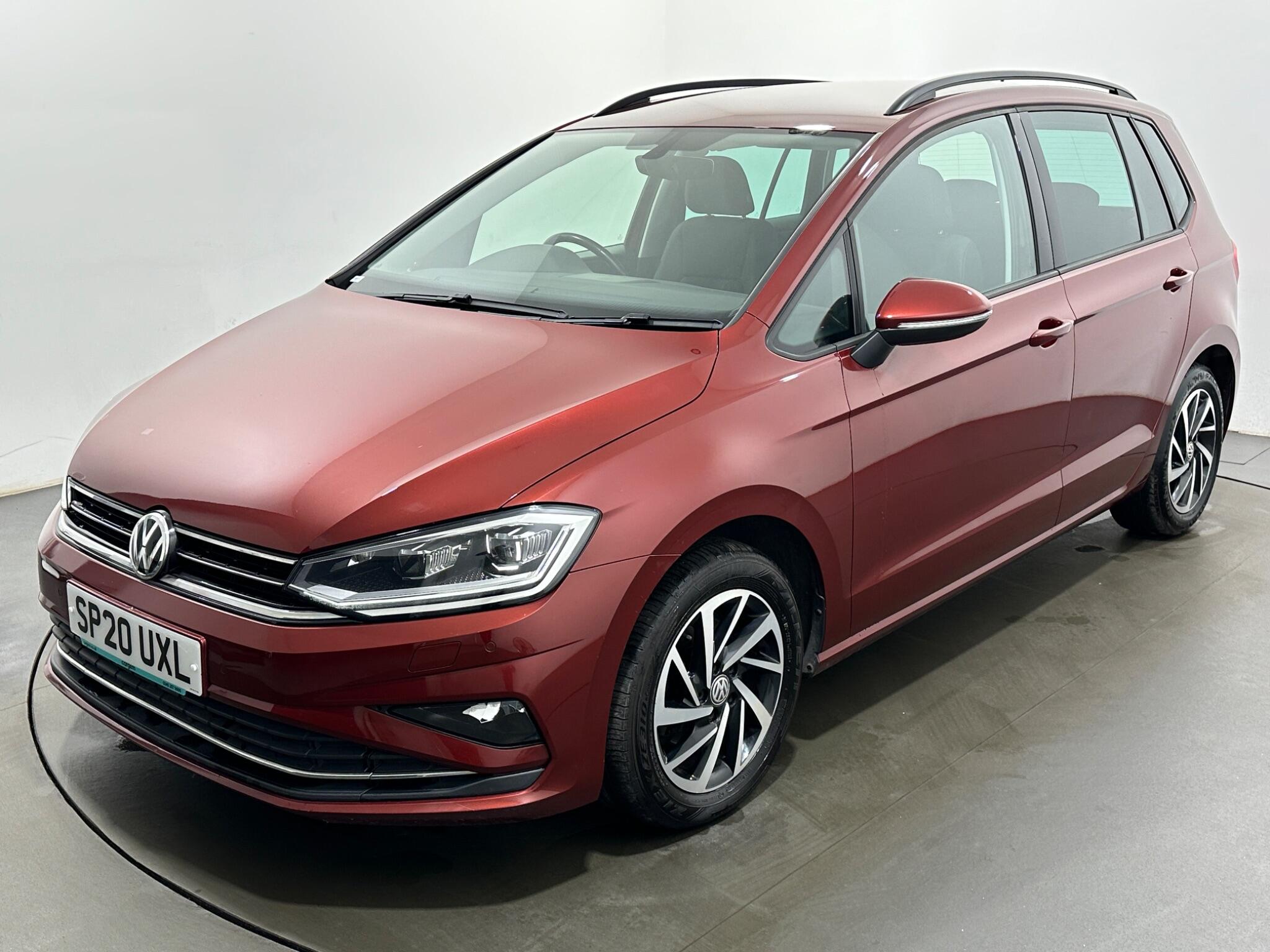 Volkswagen Golf Sportsvan view 53