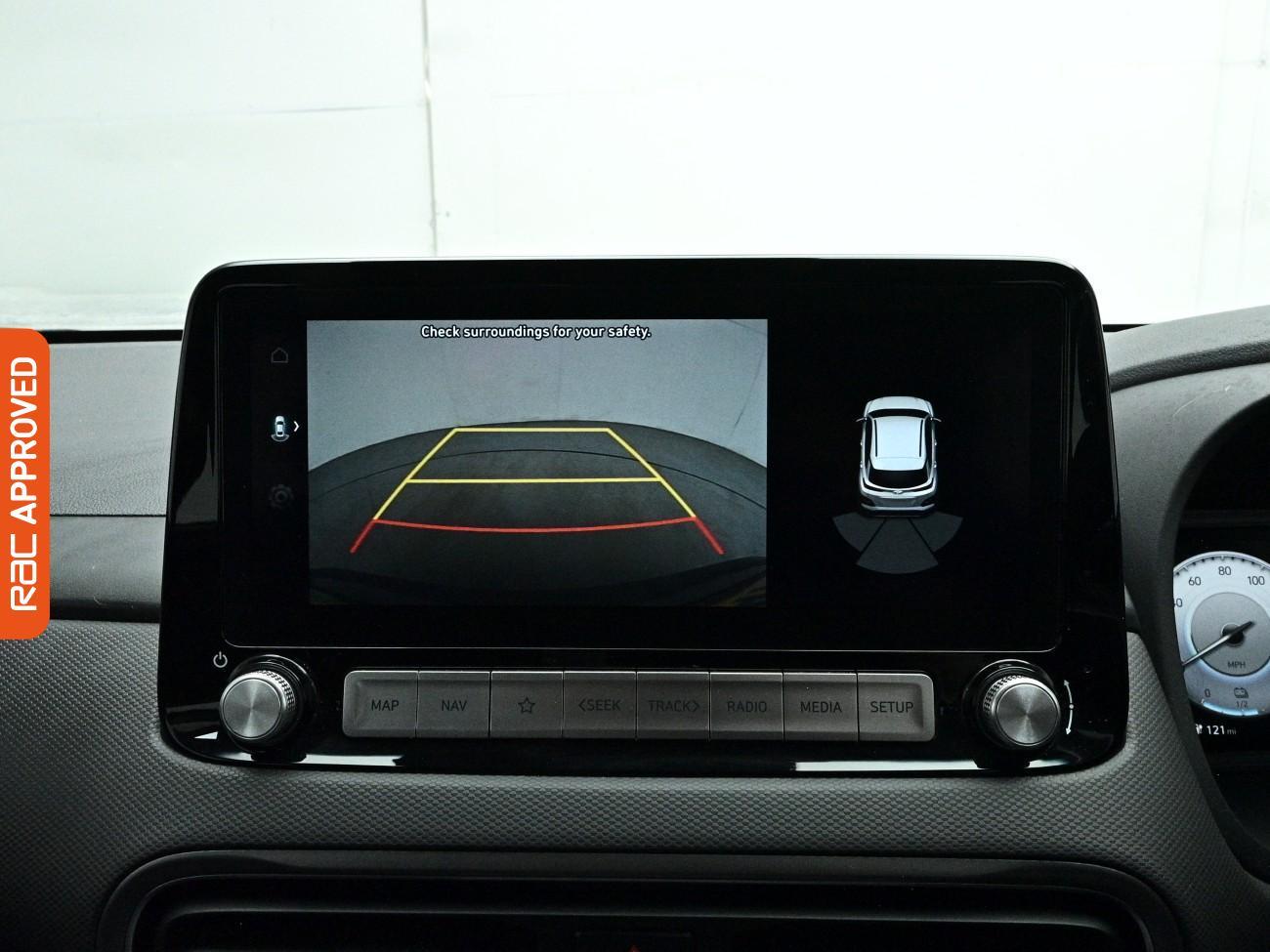 Hyundai Kona view 3