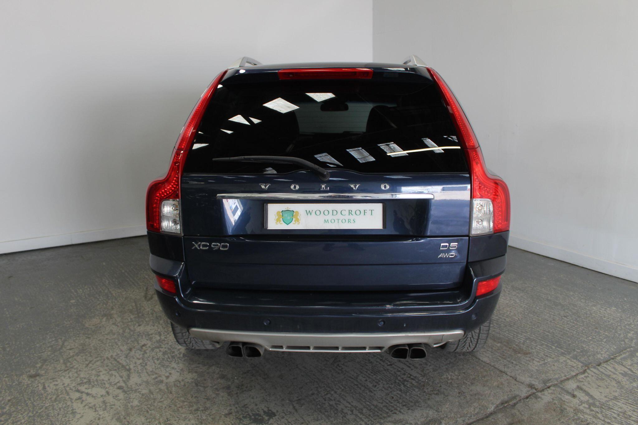 Volvo XC90 view 14