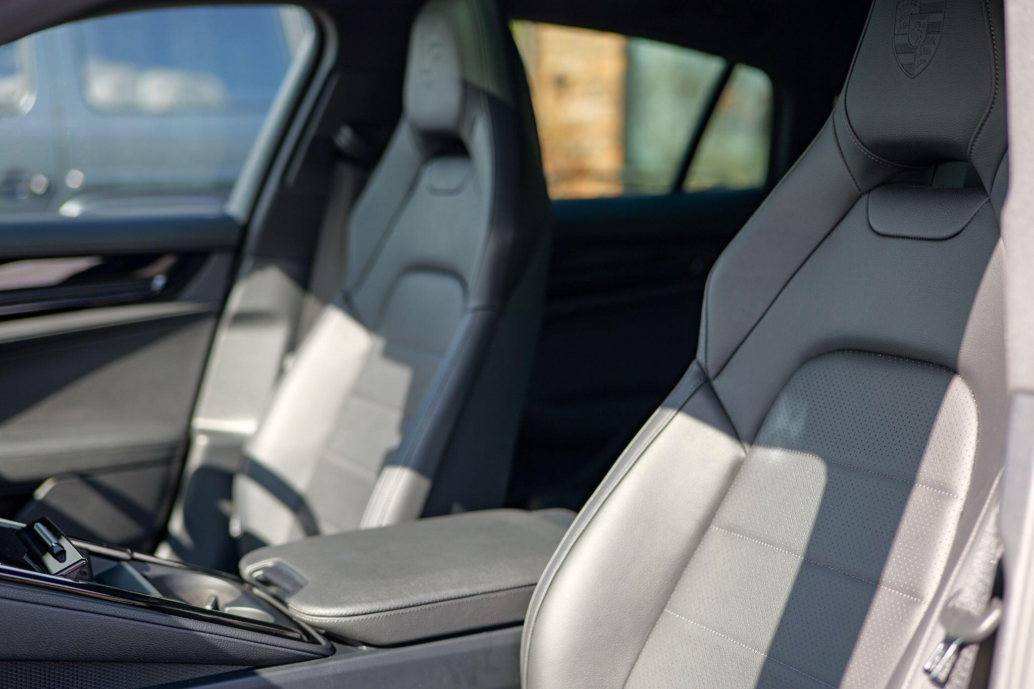 Porsche Panamera view 26