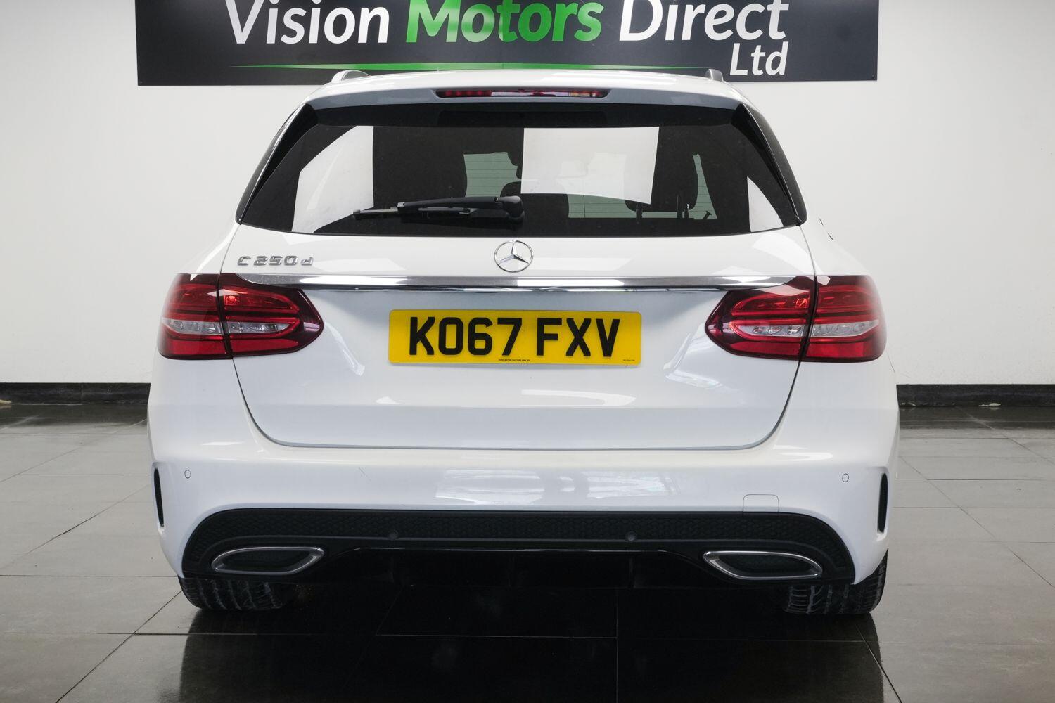 Mercedes-Benz C Class view 2