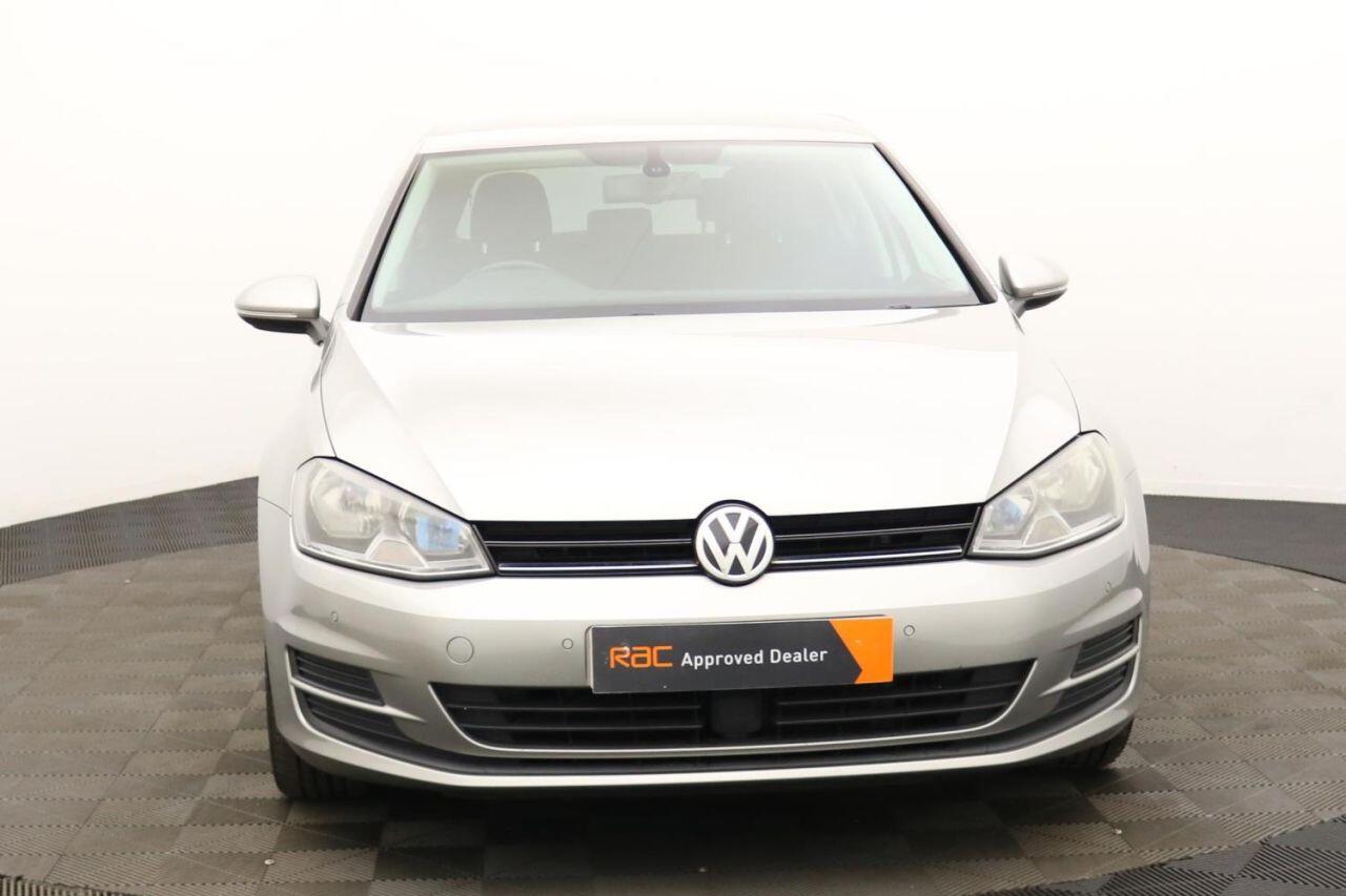 Volkswagen Golf view 10