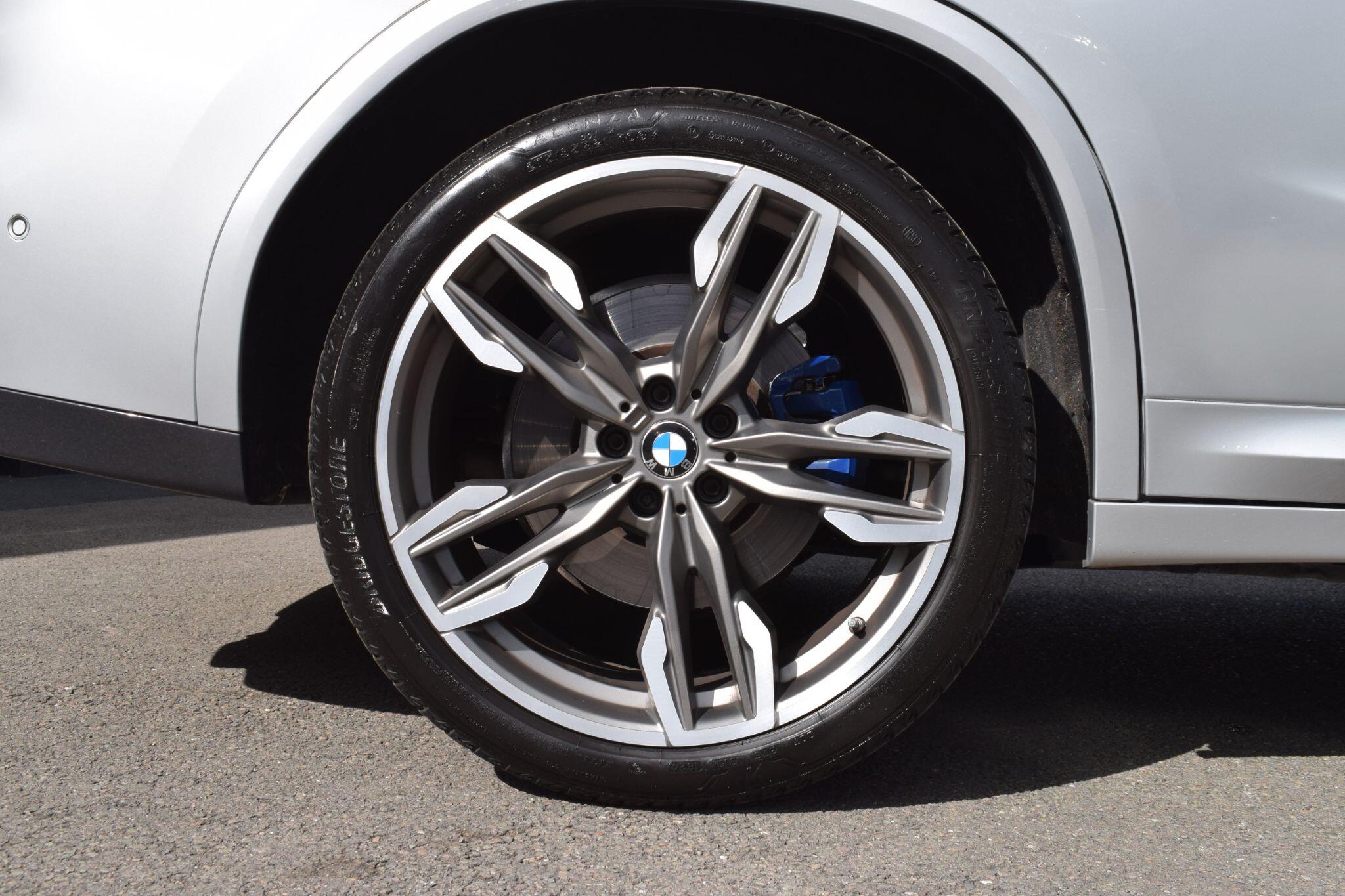 BMW X4 view 32