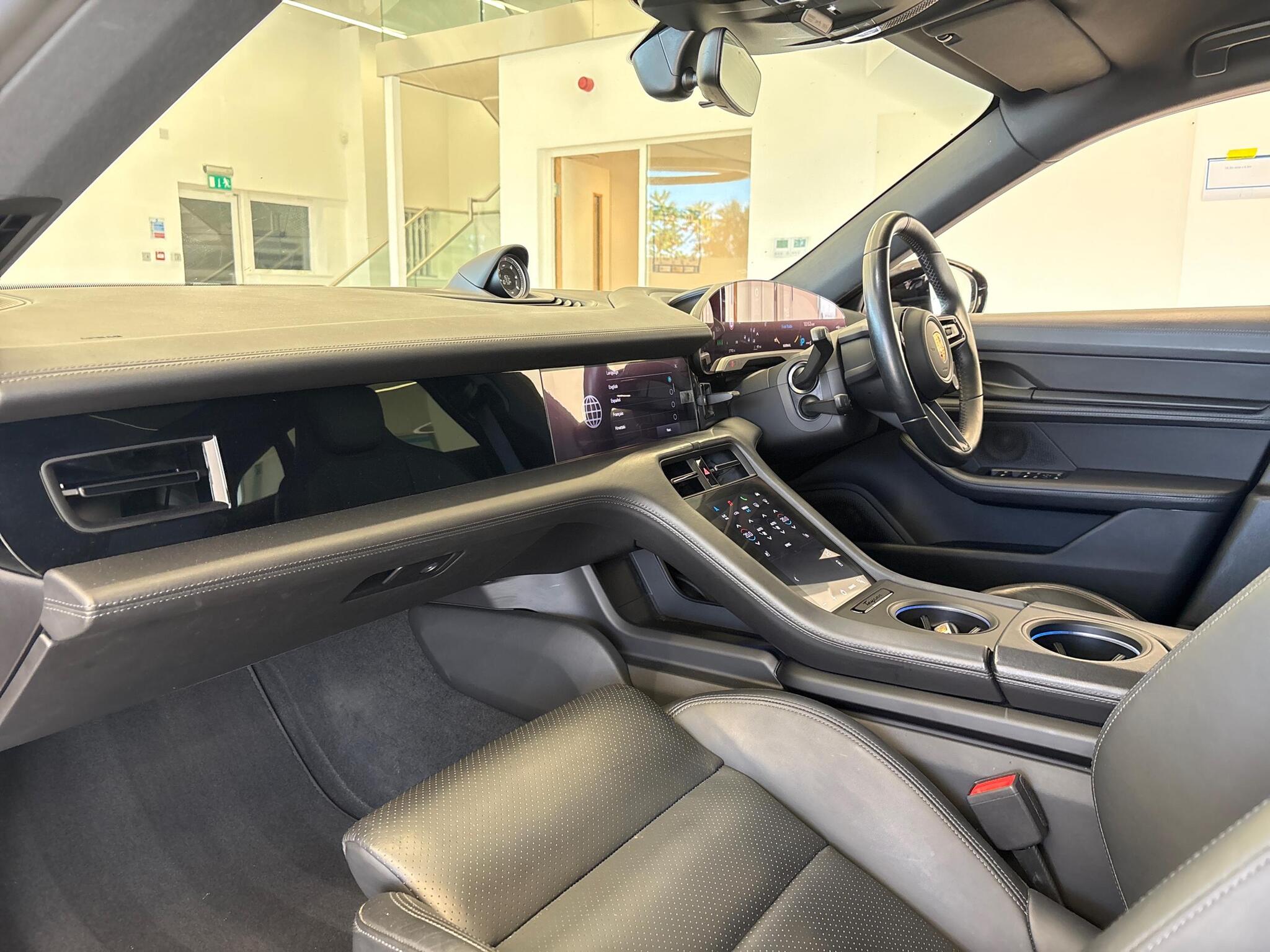 Porsche Taycan view 13