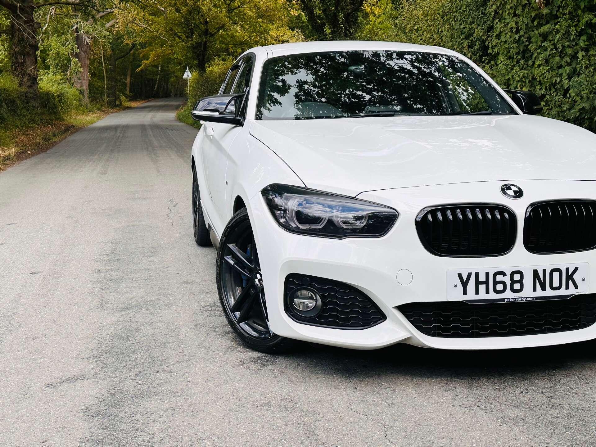 BMW 1 Series view 2