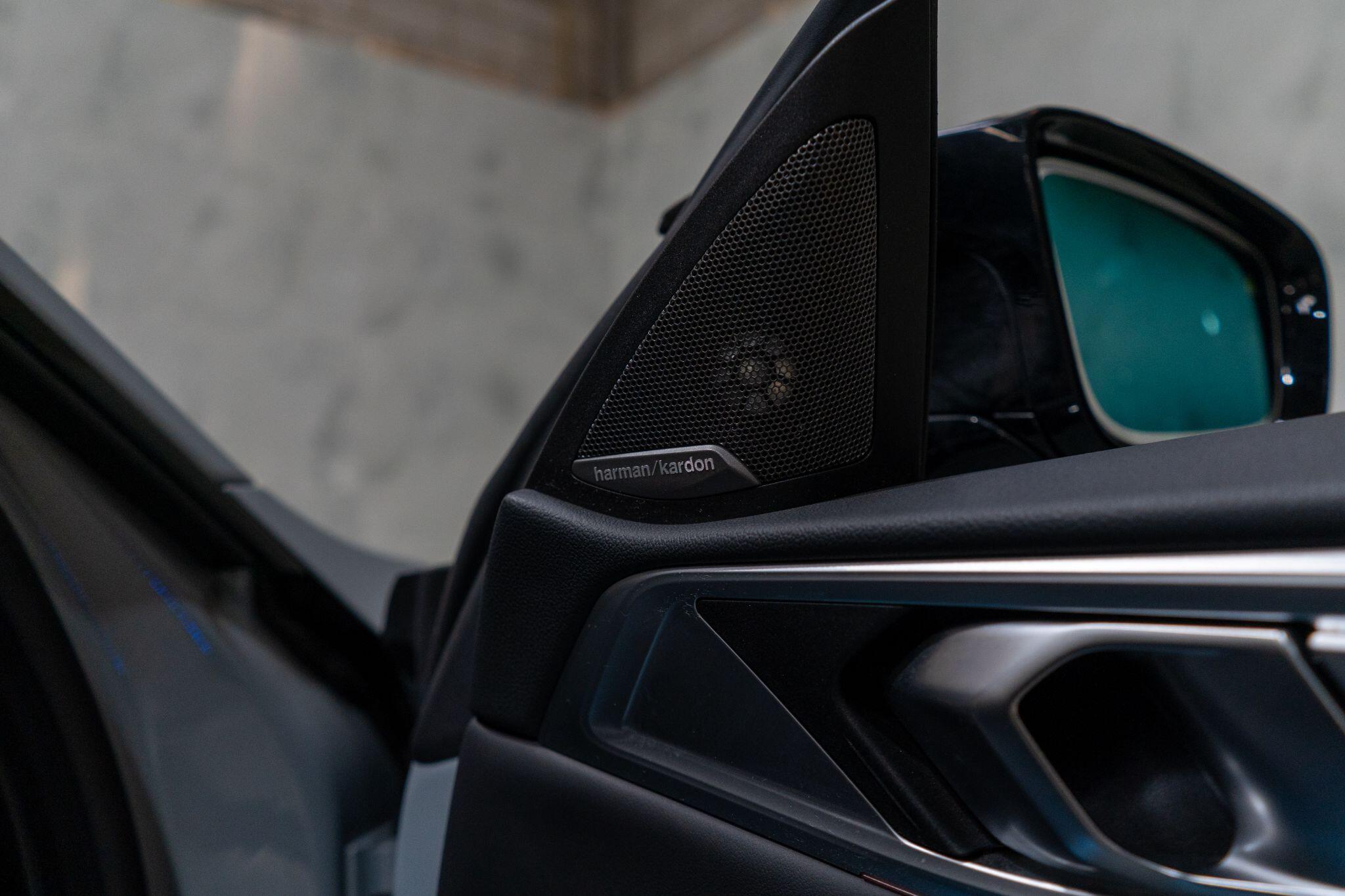 BMW M4 view 27