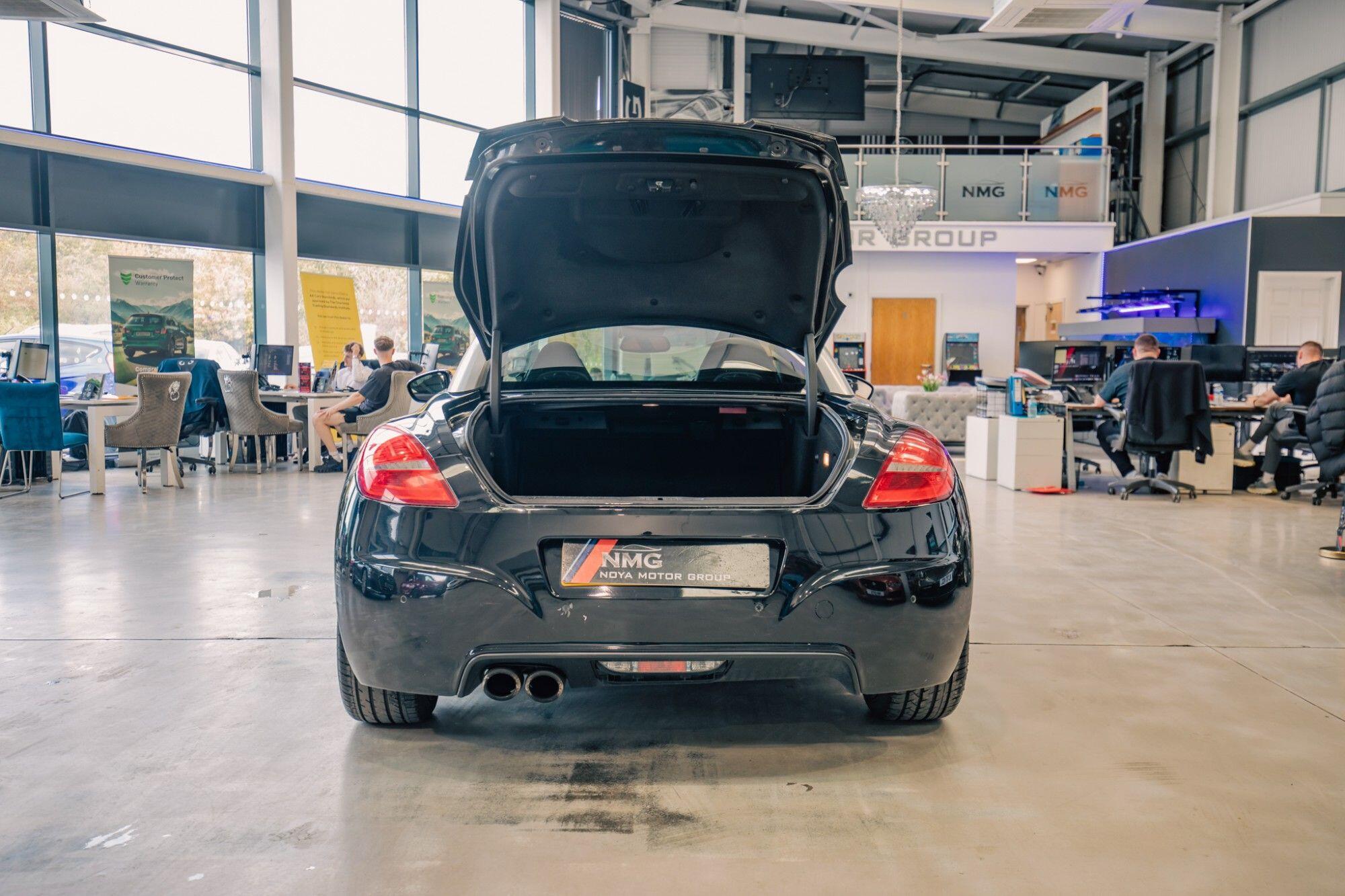Peugeot RCZ view 29