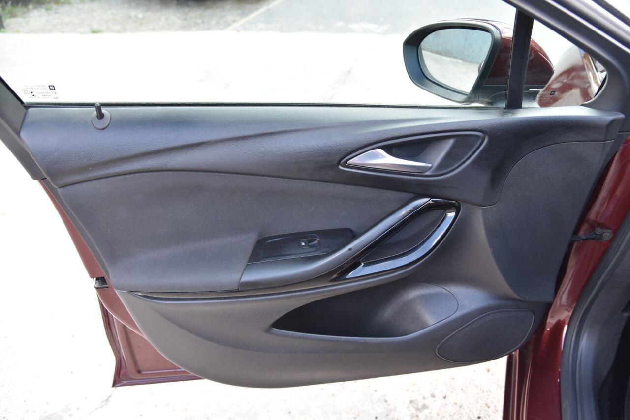 Vauxhall Astra view 47