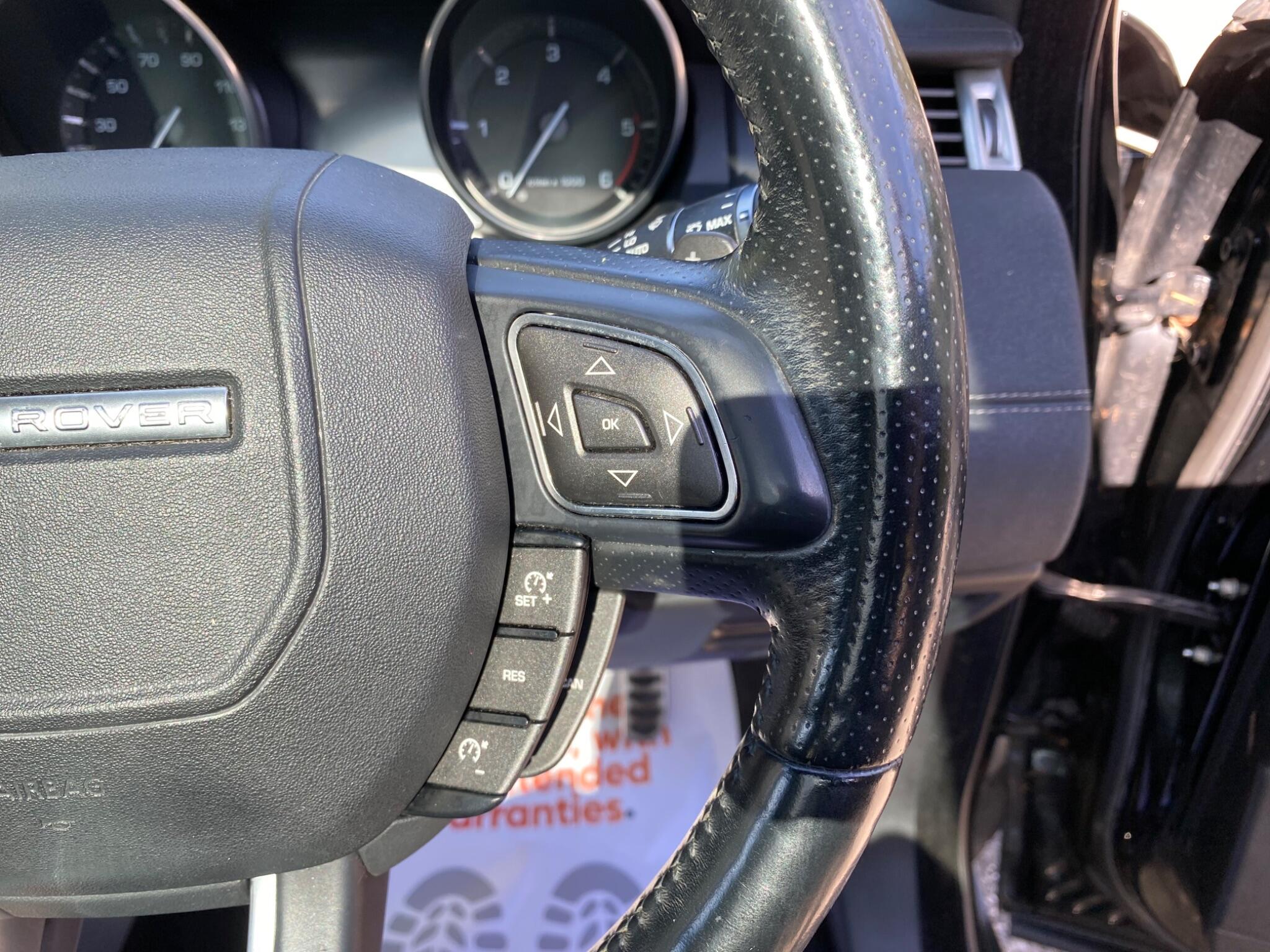 Land Rover Range Rover Evoque view 23