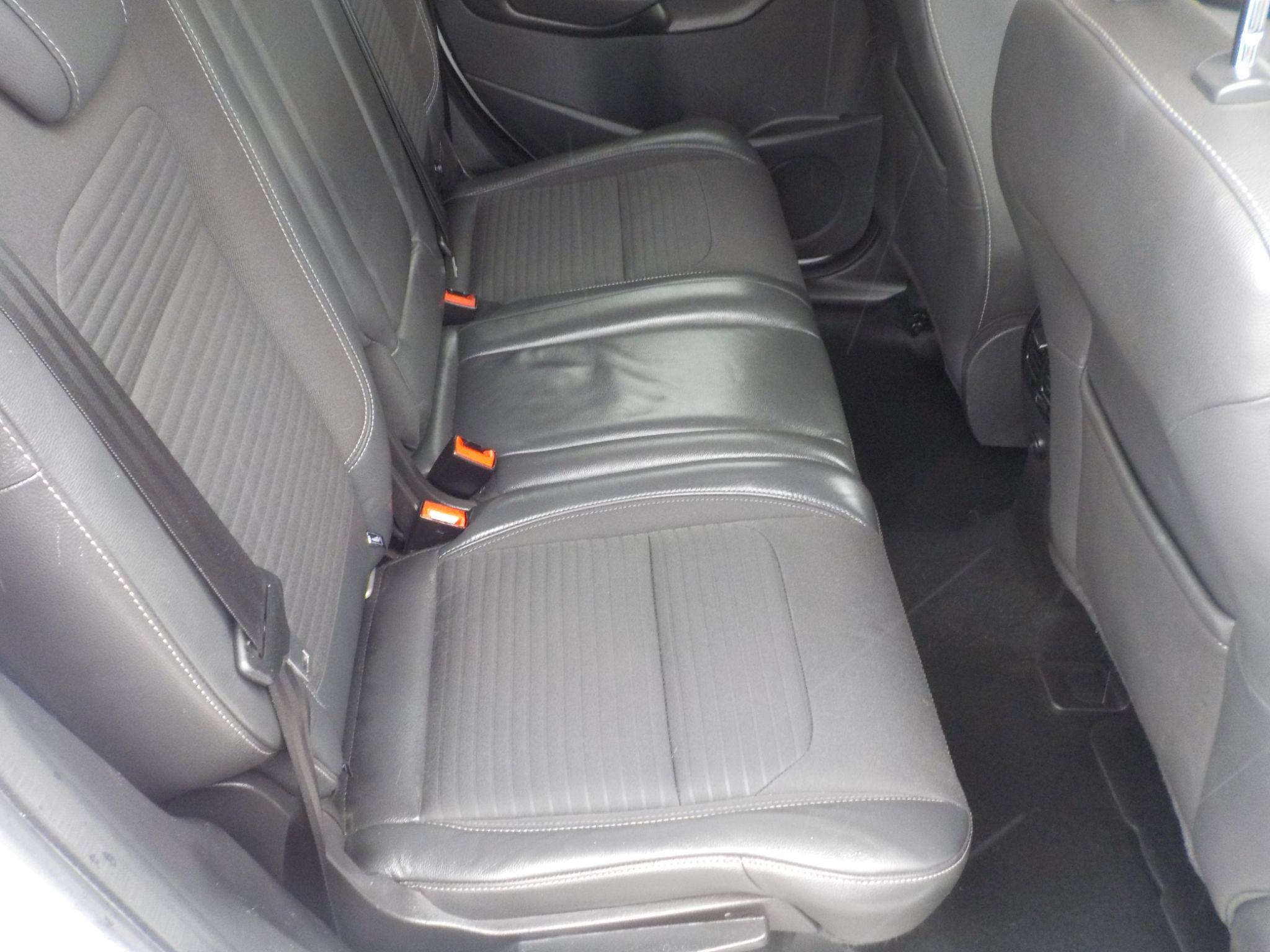 Ford Kuga 2.0 TDCi Titanium AWD Euro 6 (s/s) 5dr