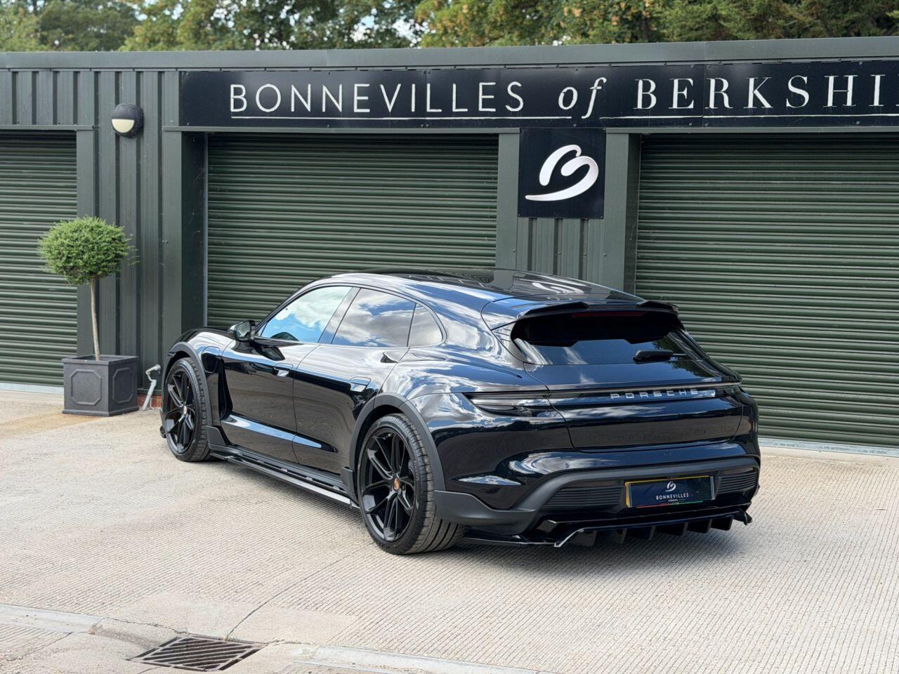 Porsche Taycan view 3