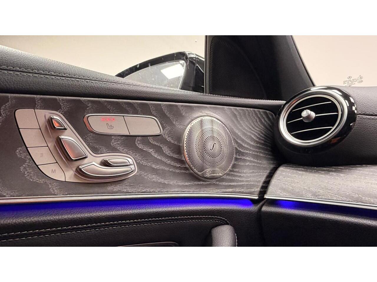 Mercedes-Benz E-Class view 25