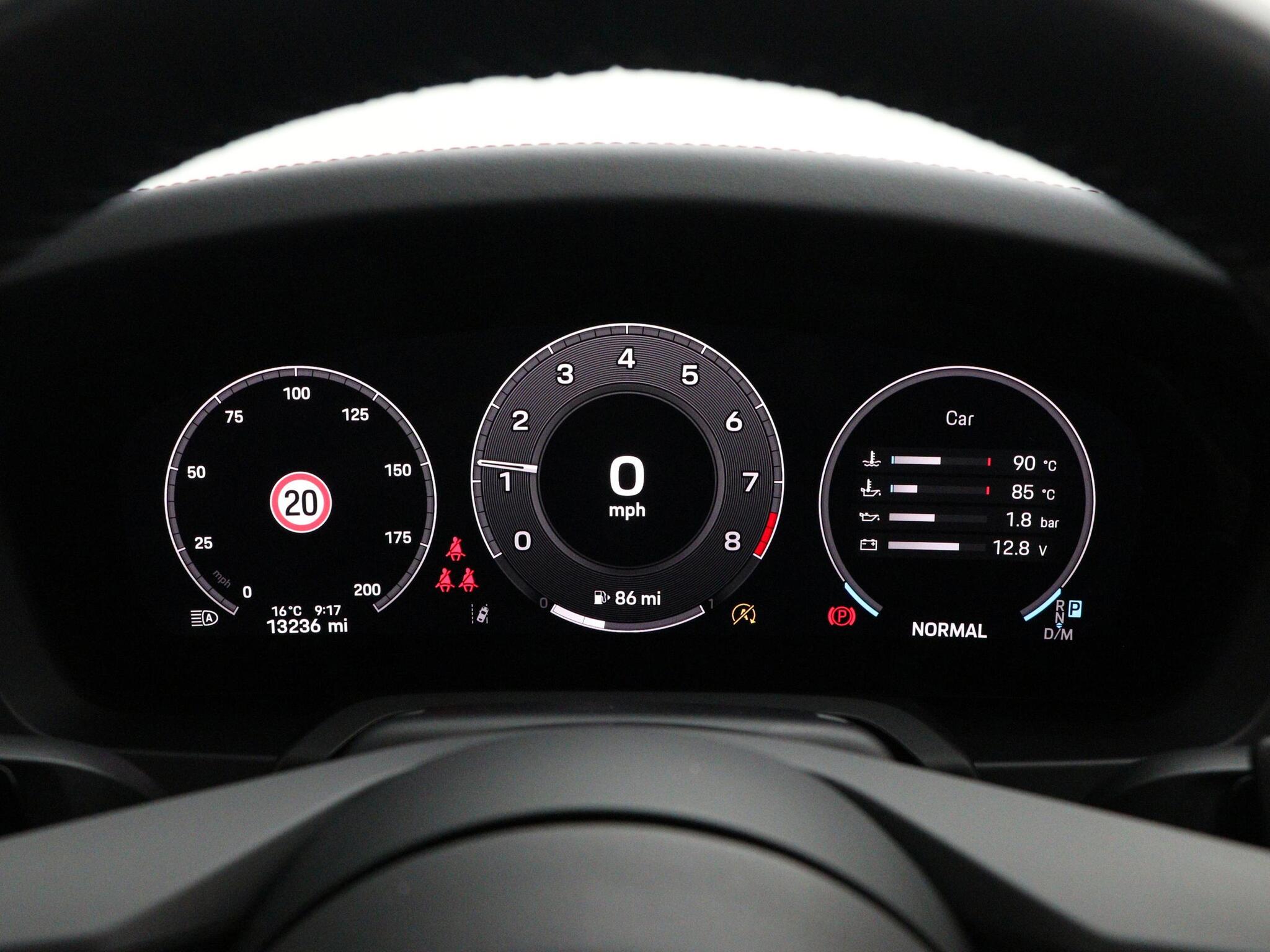 Porsche 911 view 31