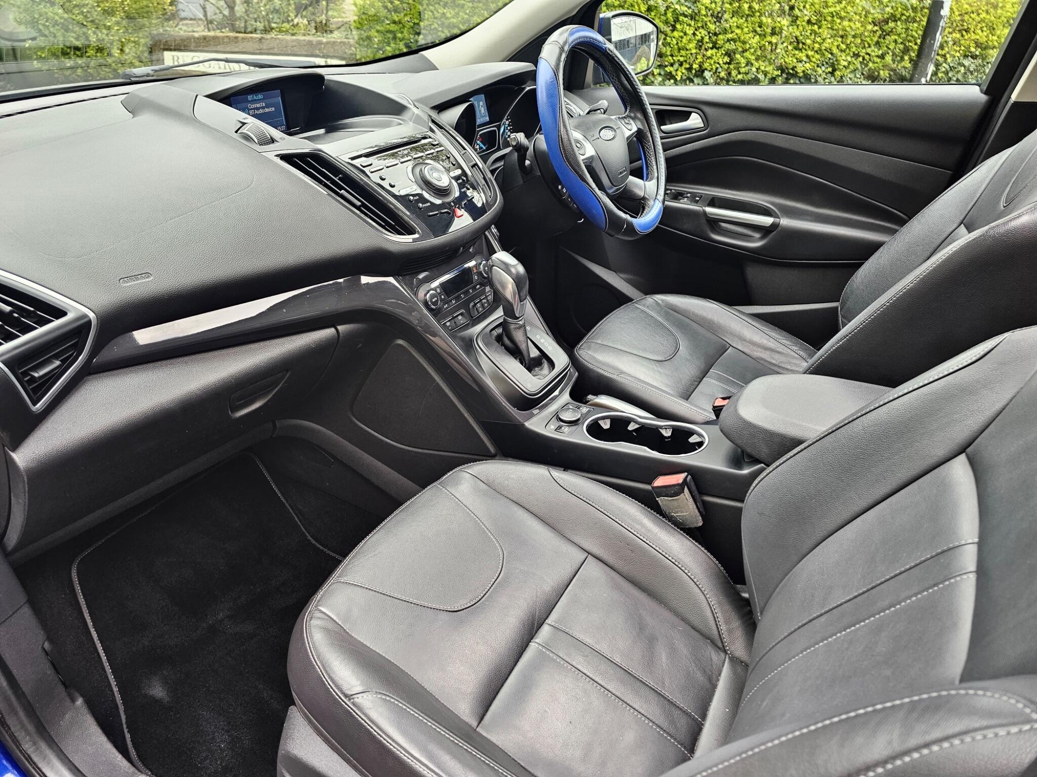 Ford Kuga view 10