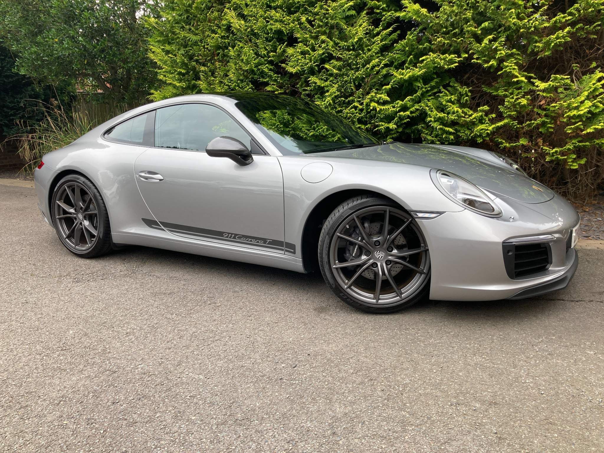 Porsche 911 view 27