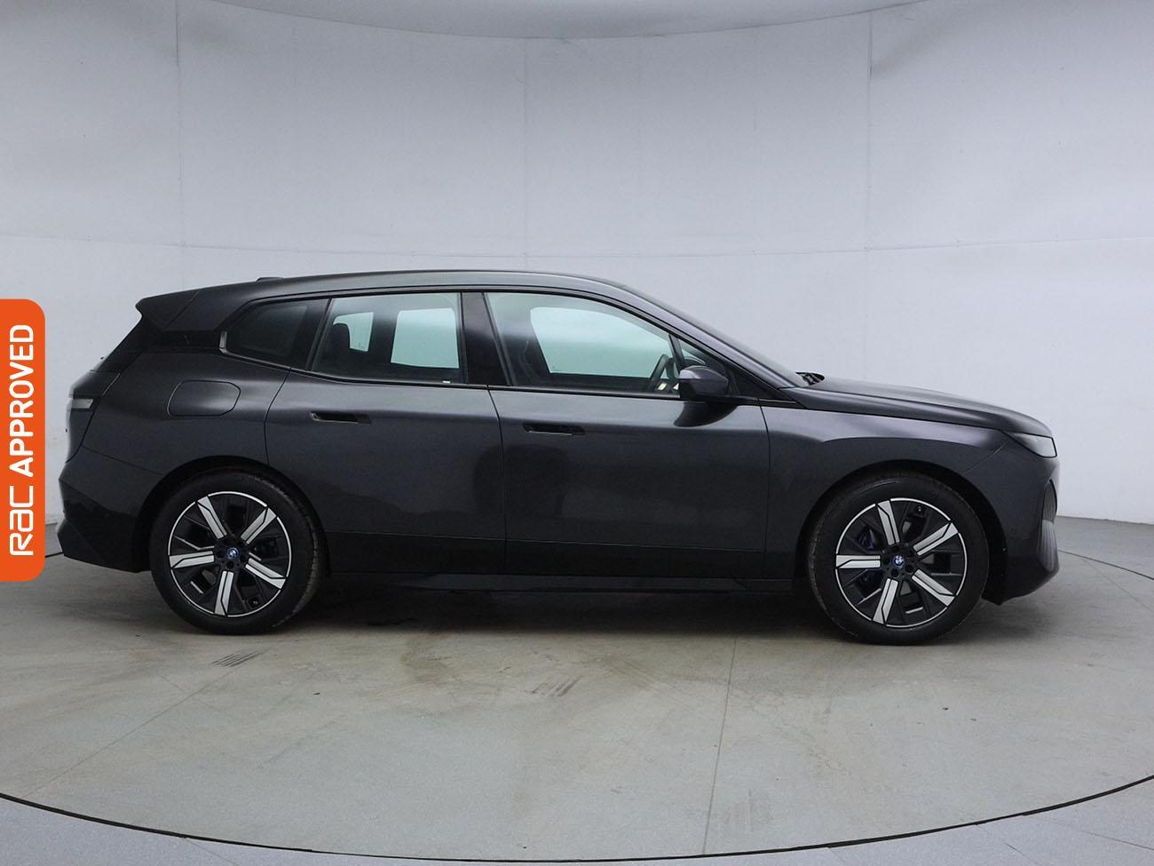BMW Ix view 7