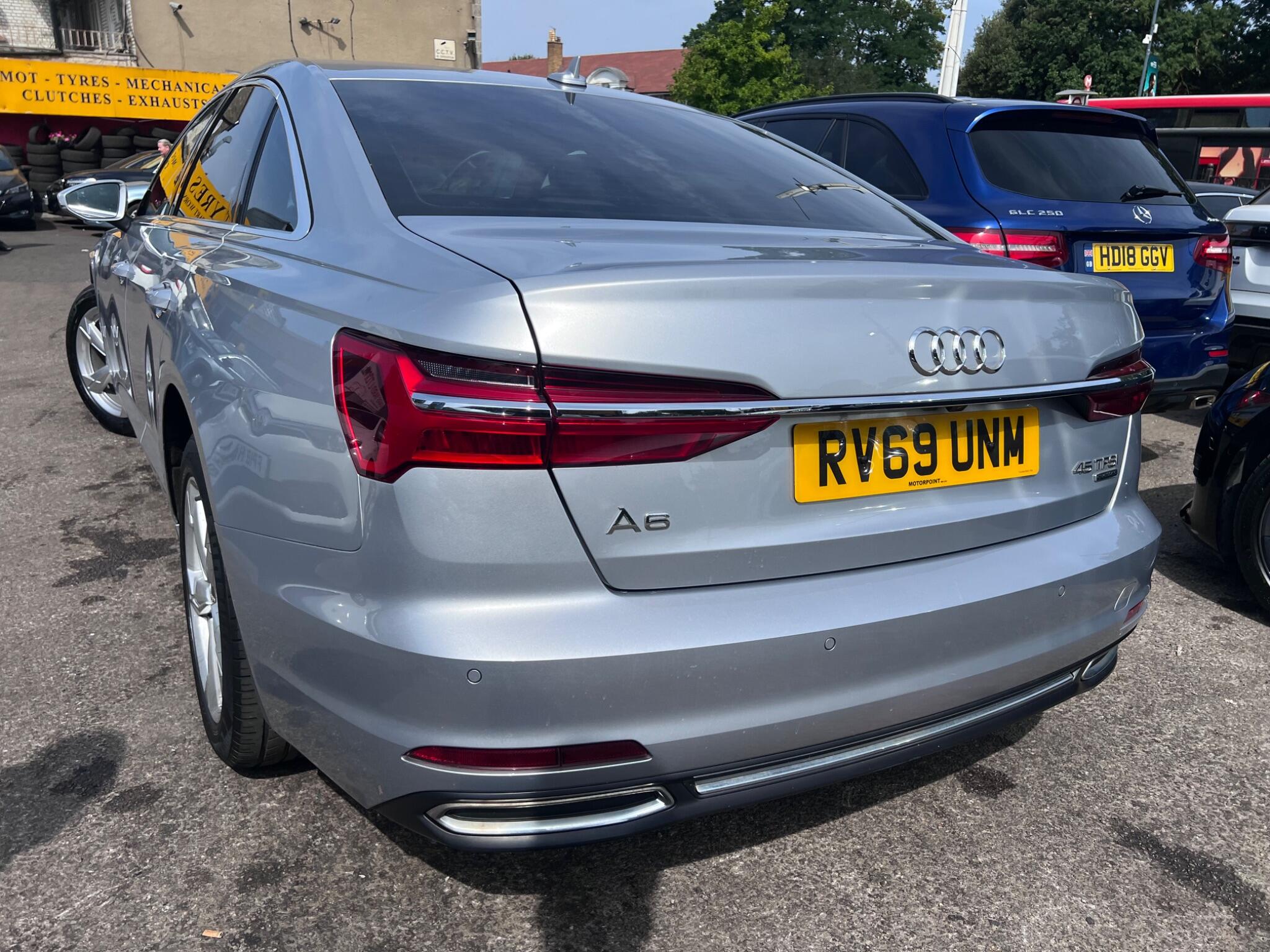 Audi A6 Saloon view 13