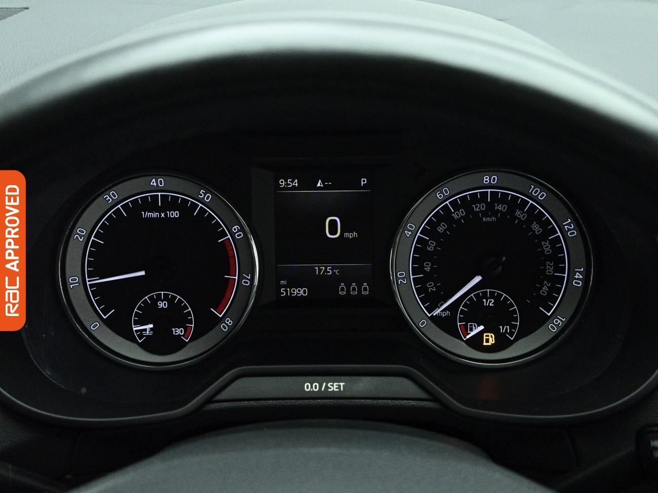 Skoda Octavia view 11