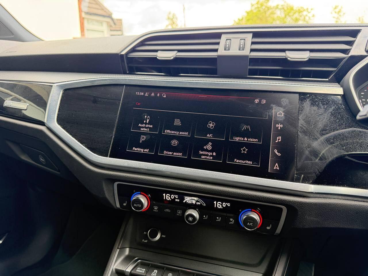 Audi Q3 view 49