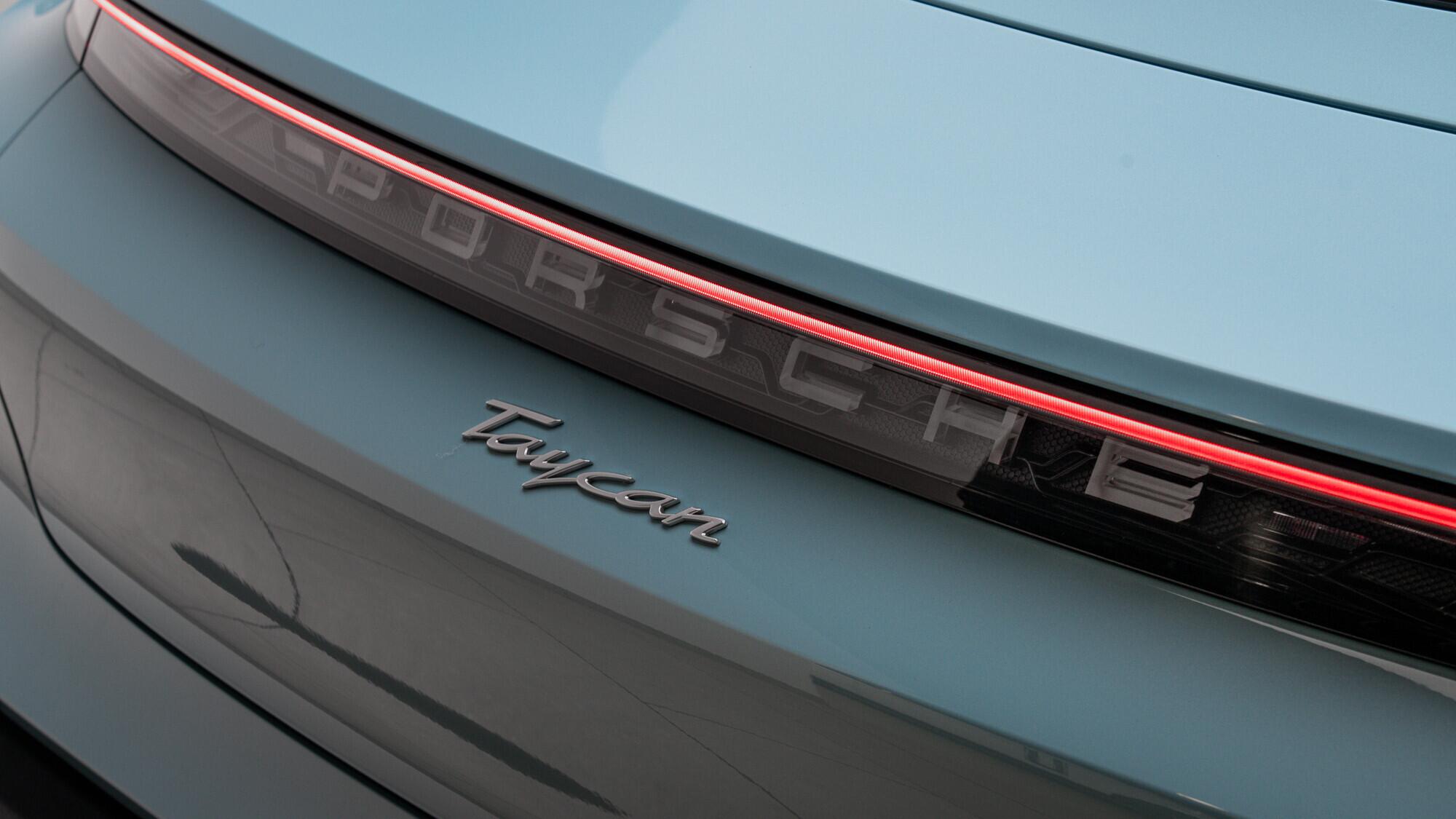 Porsche Taycan view 16