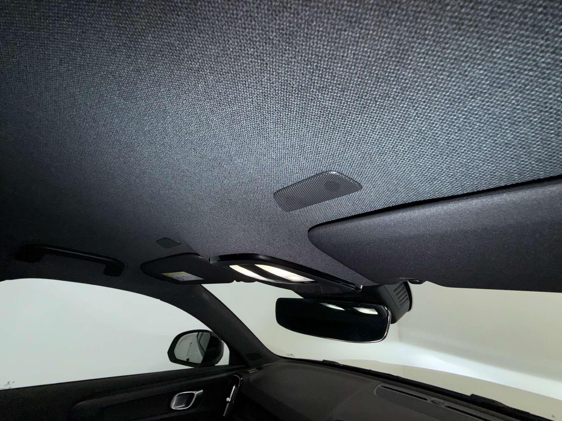 Volvo XC40 view 49