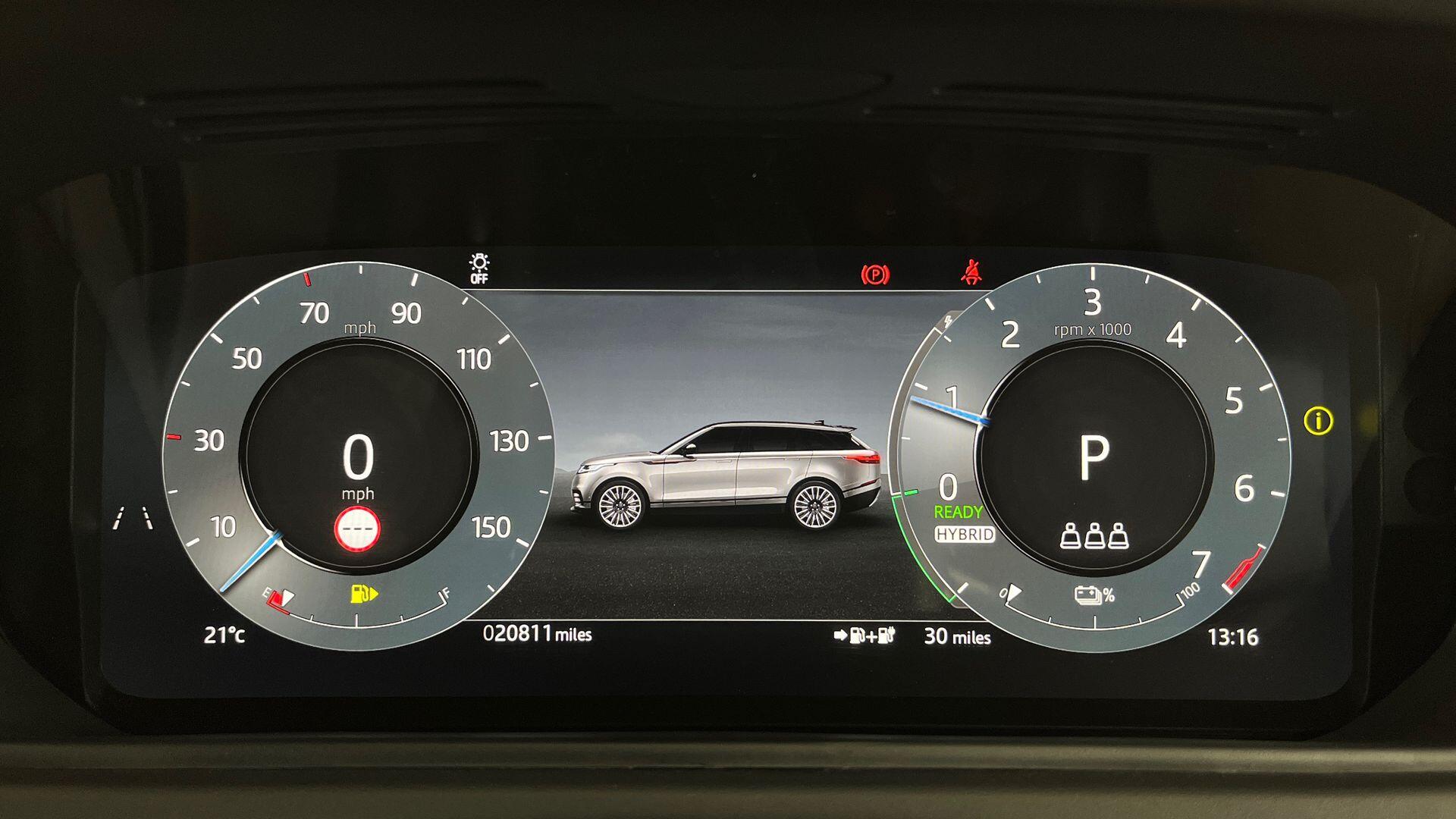 Land Rover Range Rover Velar view 16