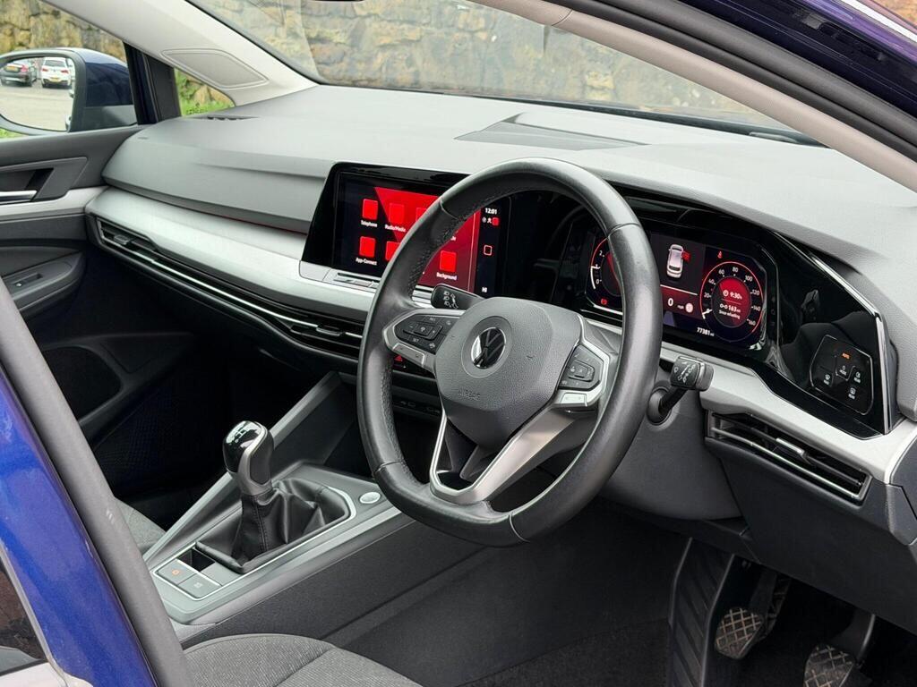 Volkswagen Golf view 11