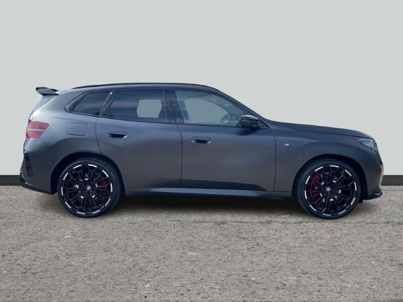 BMW X3 view 3