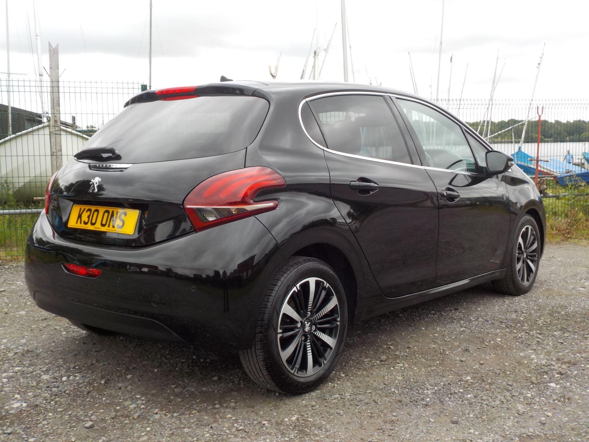 Peugeot 208 1.2 PureTech Tech Edition Euro 6 (s/s) 5dr