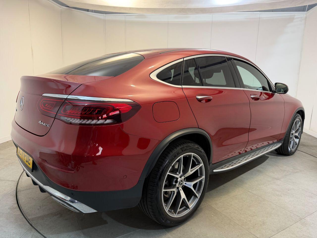 Mercedes-Benz GLC view 64