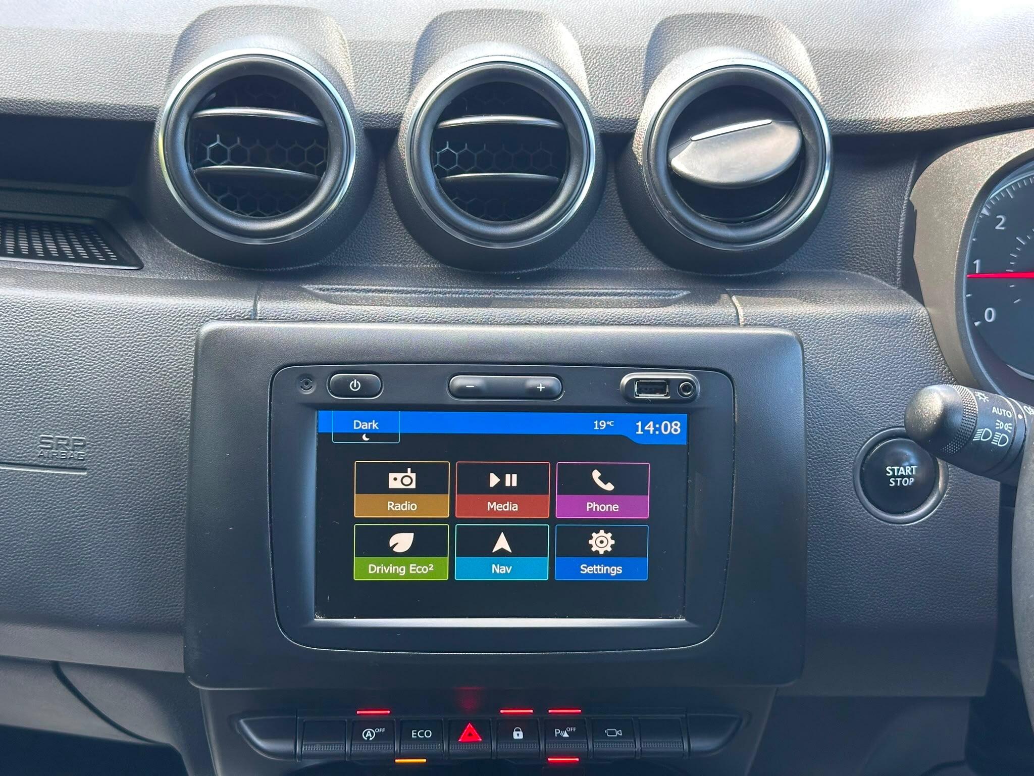 Dacia Duster view 26