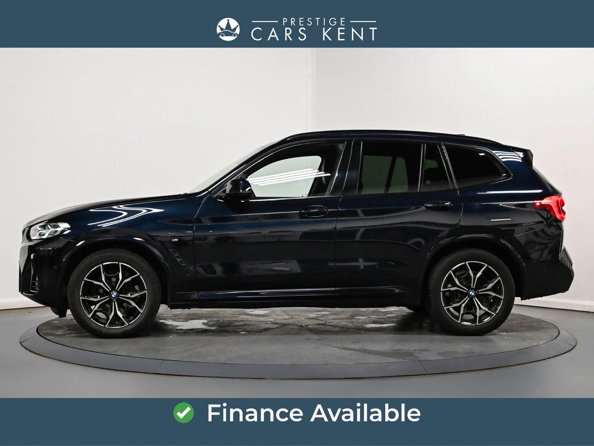 BMW X3 view 4