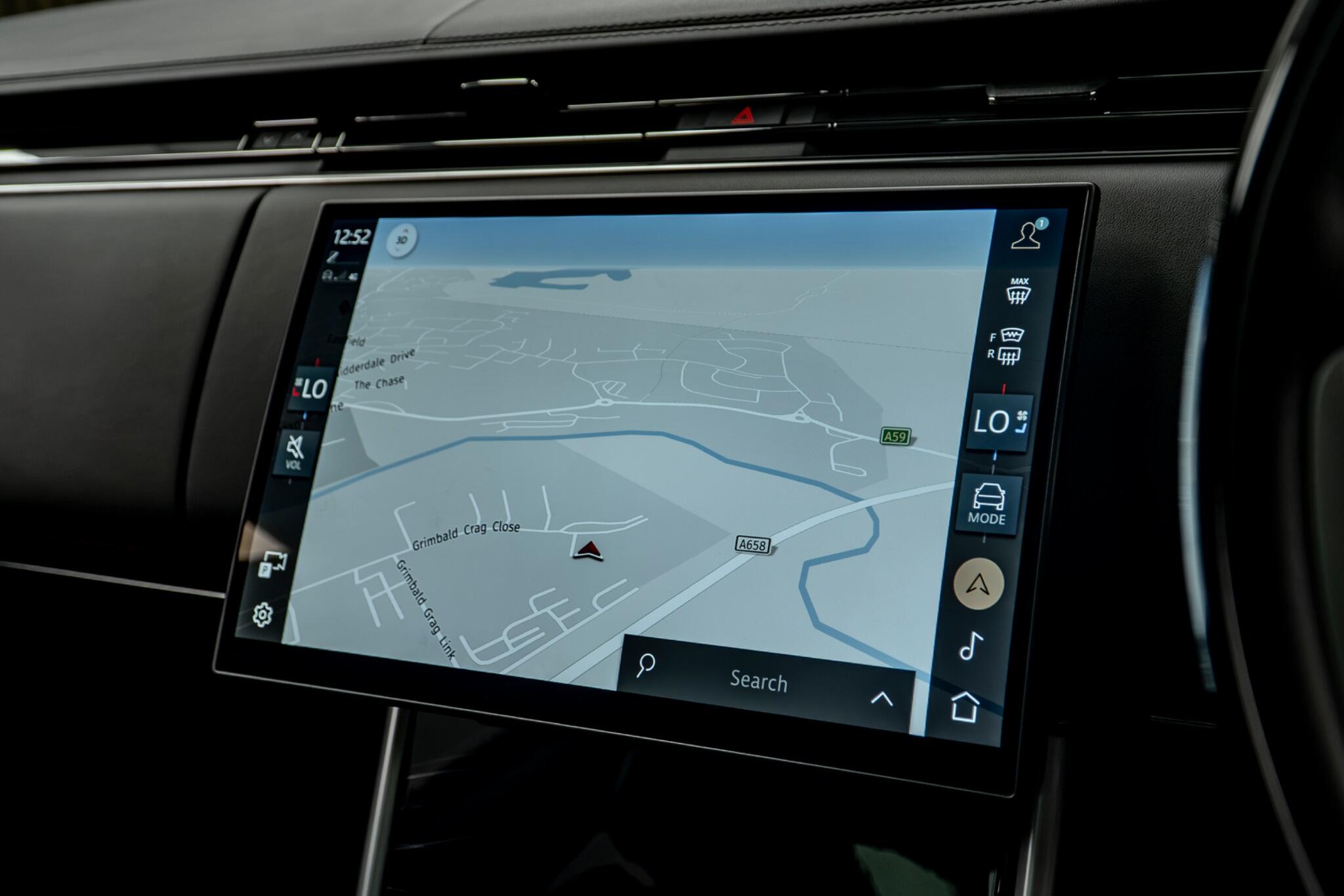 Land Rover Range Rover view 24