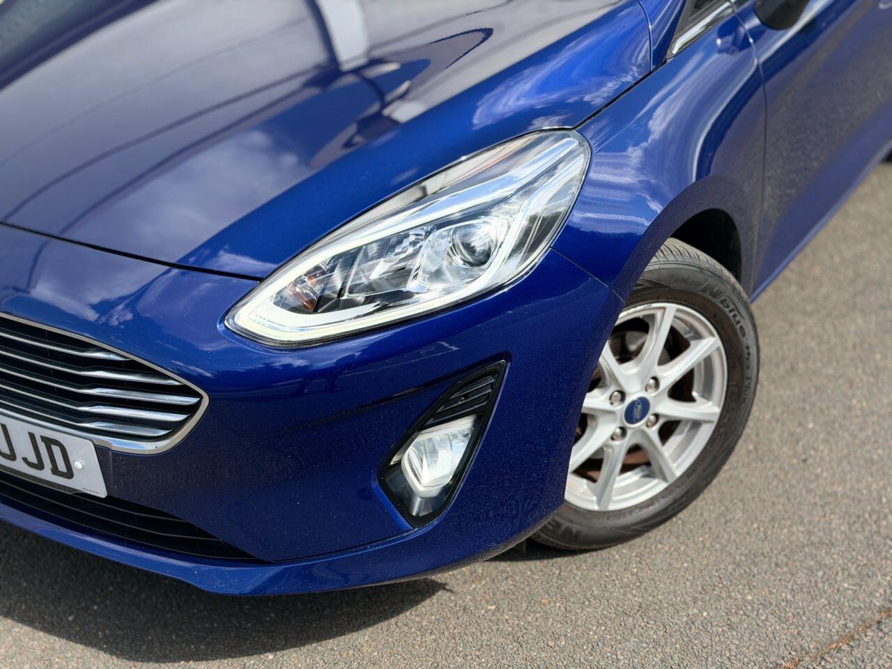 Ford Fiesta view 35