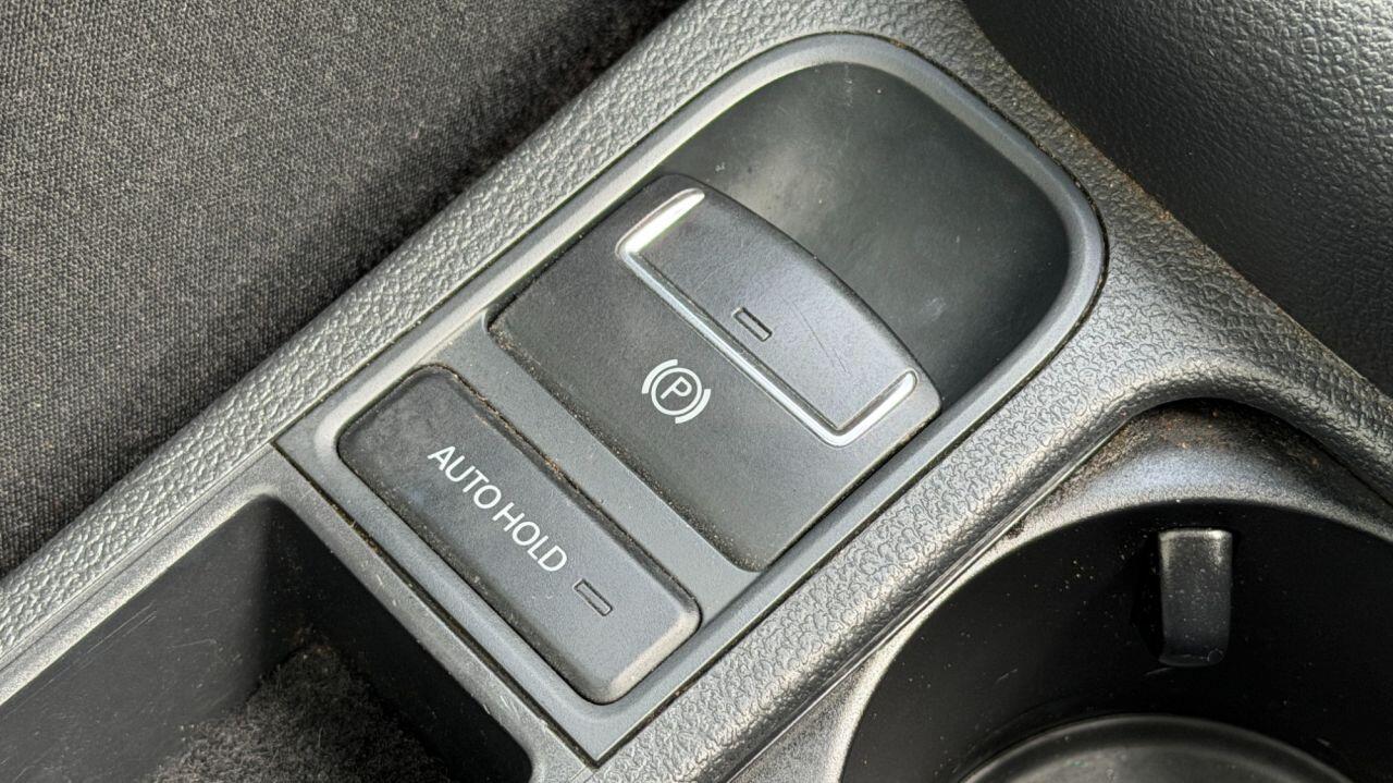 Volkswagen Tiguan view 23