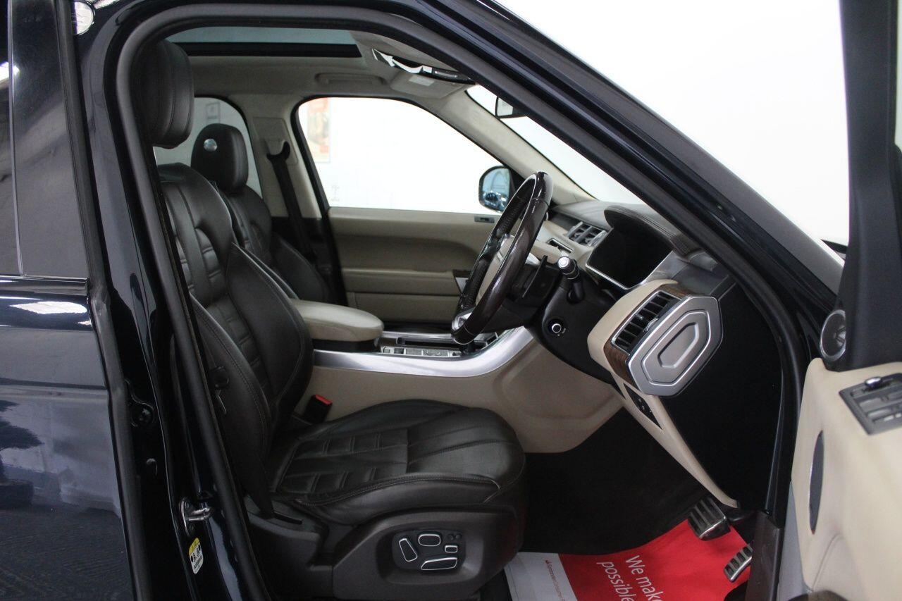 Land Rover Range Rover Sport view 34
