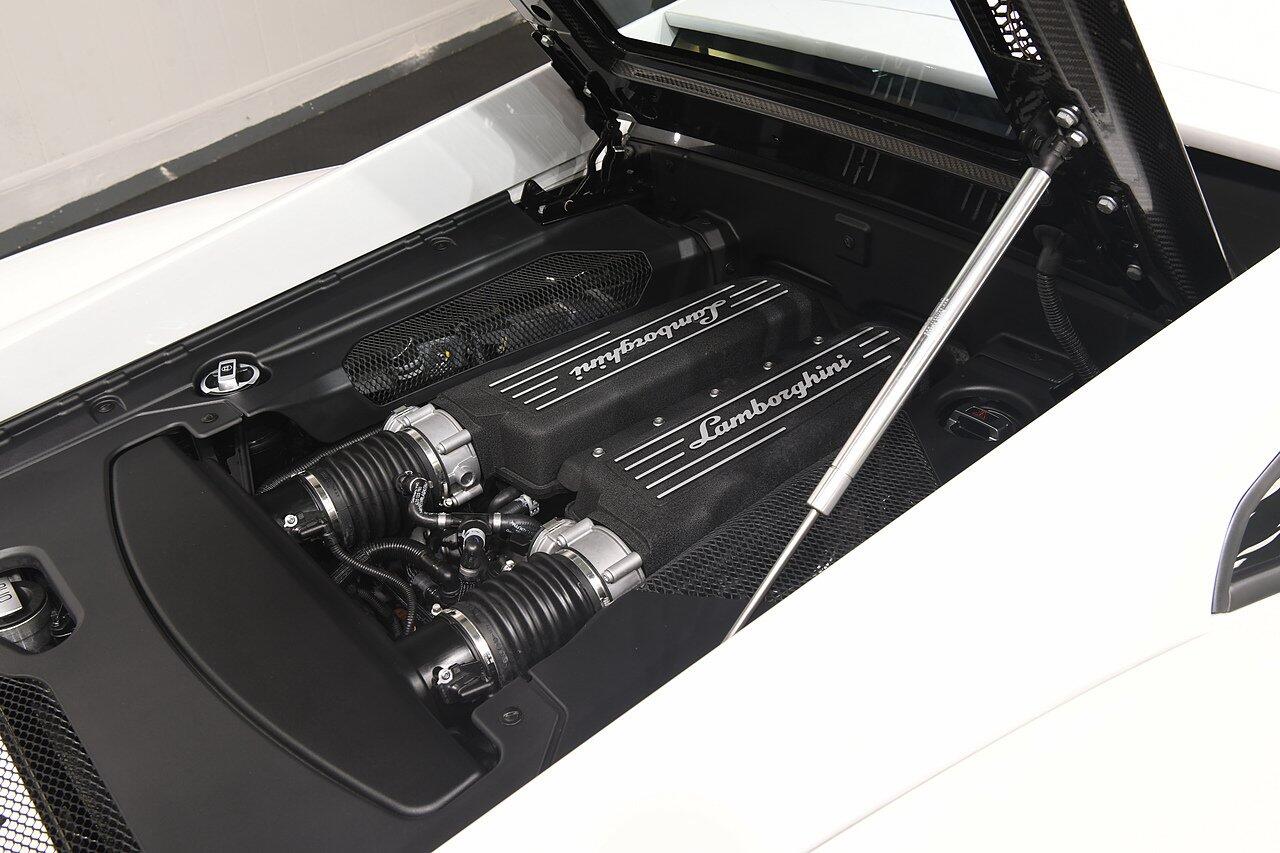 Lamborghini Gallardo view 40