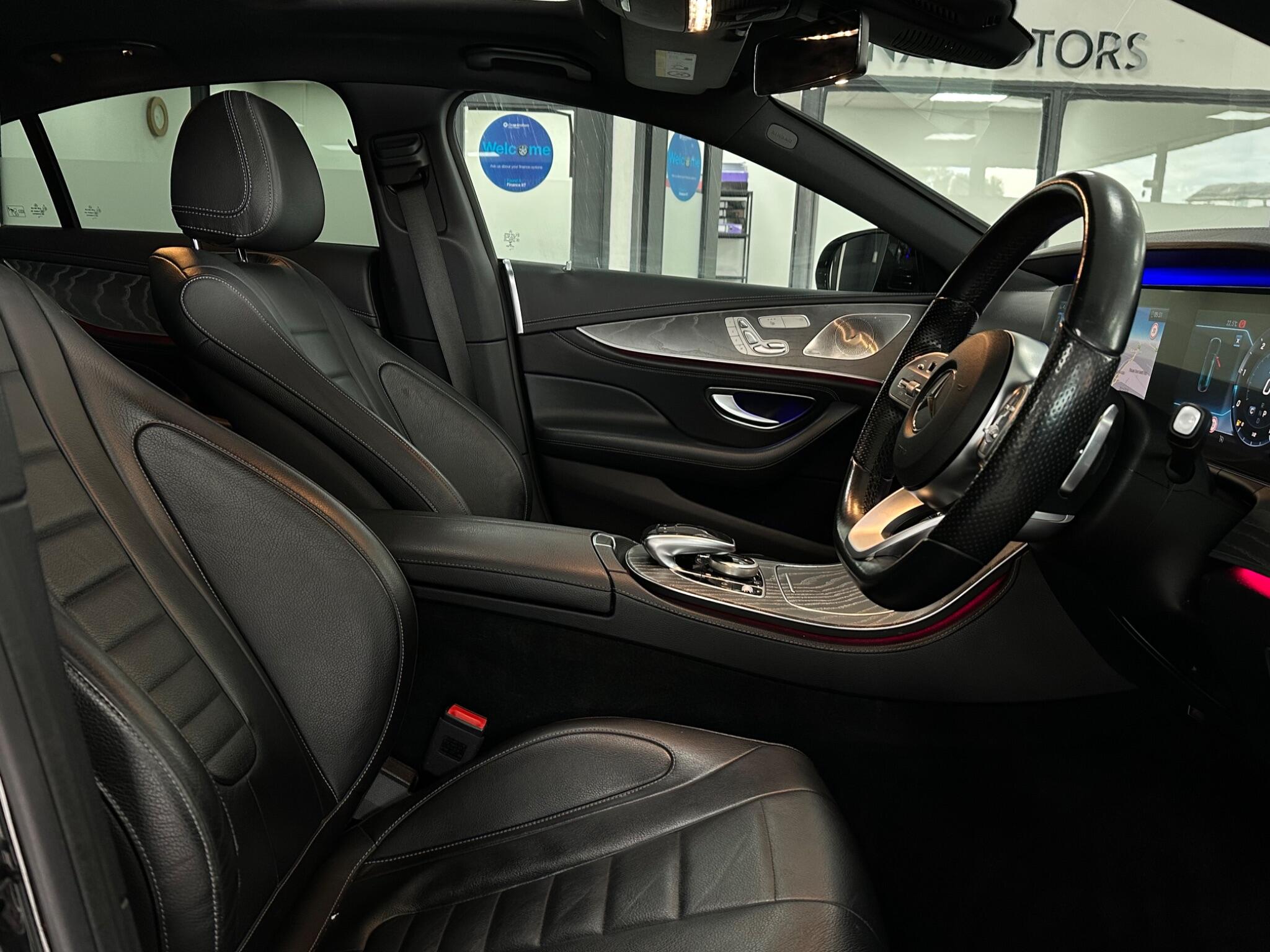 Mercedes-Benz CLS view 24