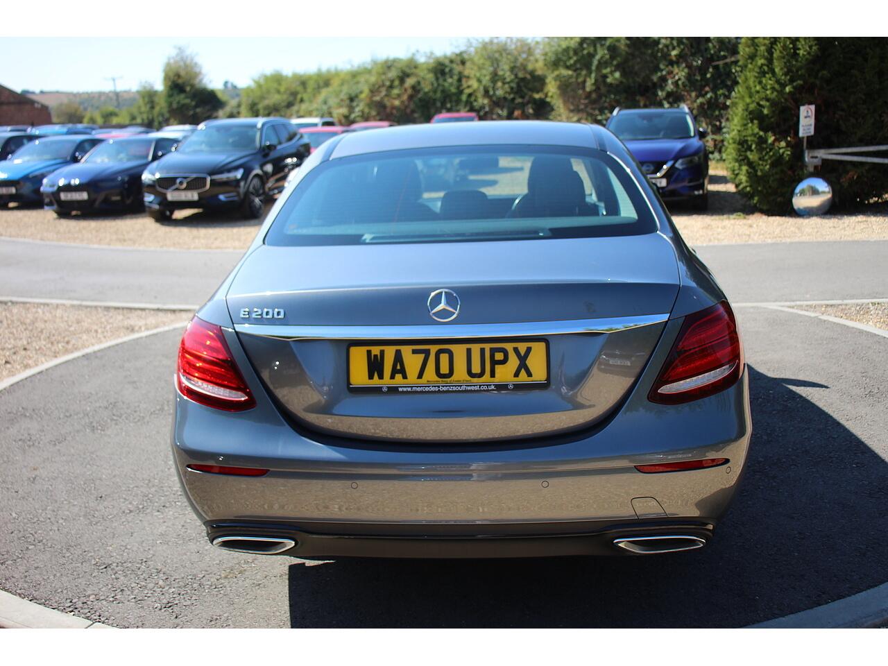 Mercedes-Benz E Class view 10