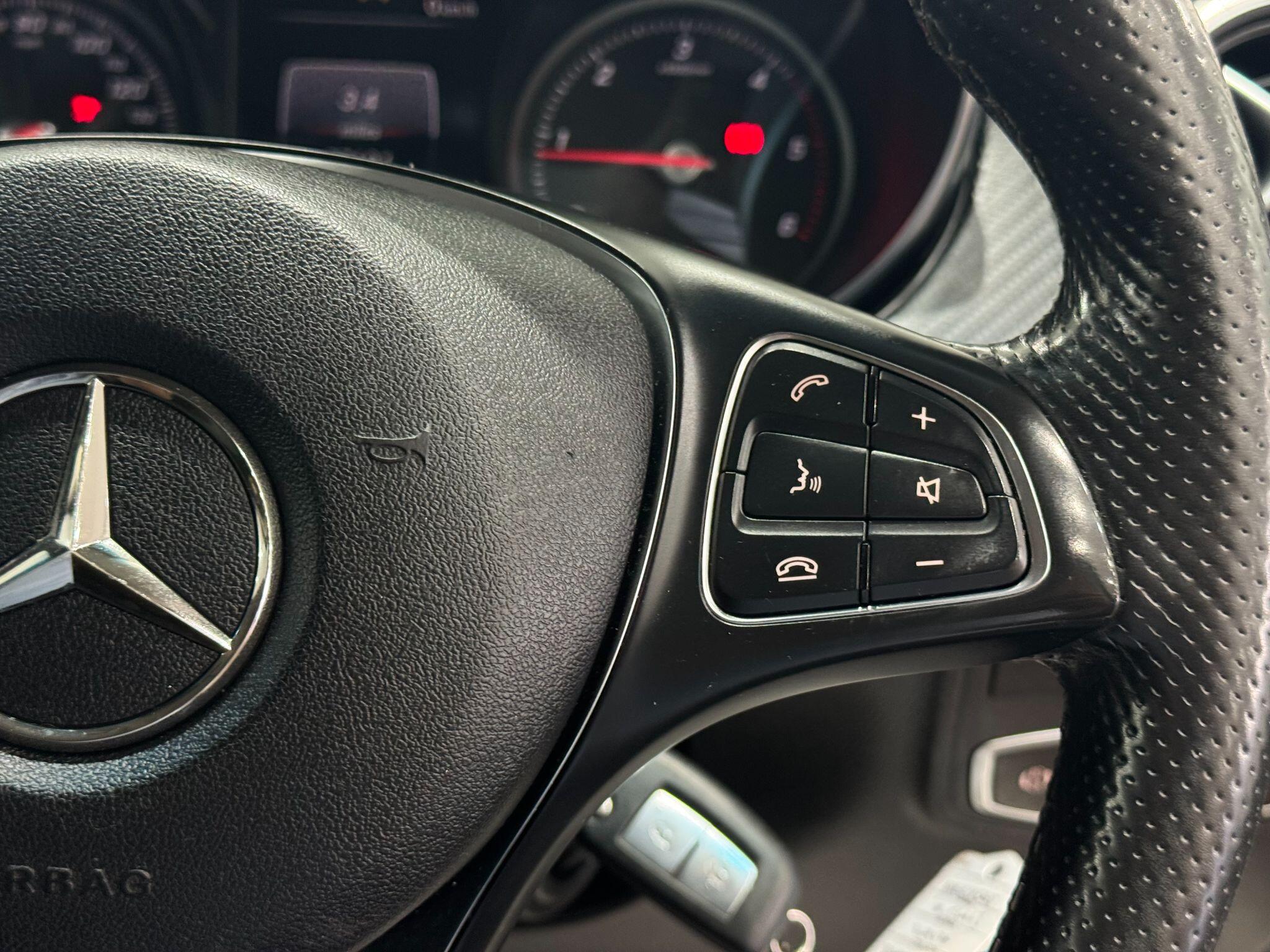 Mercedes-Benz X-Class view 40