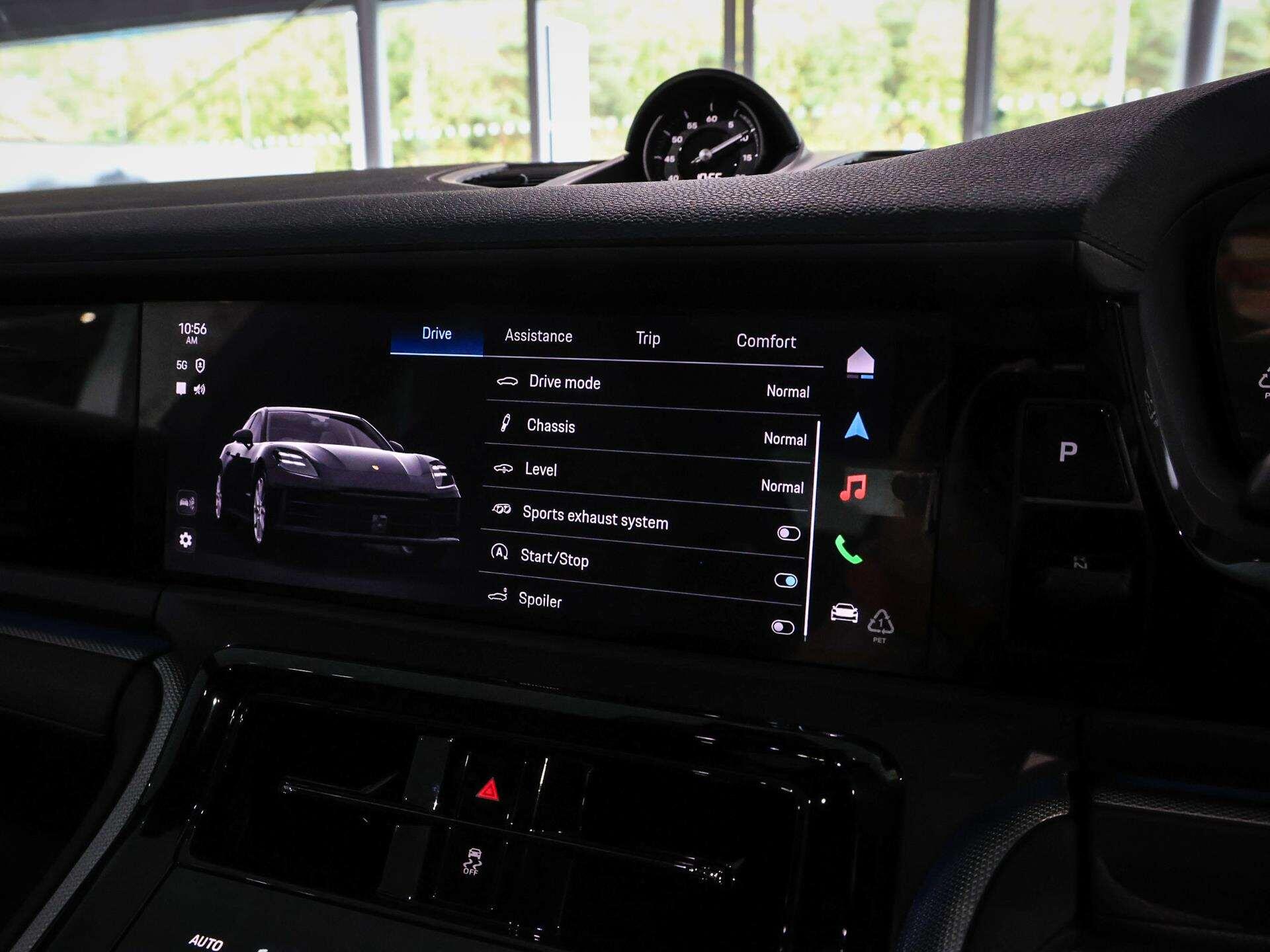 Porsche Panamera view 18