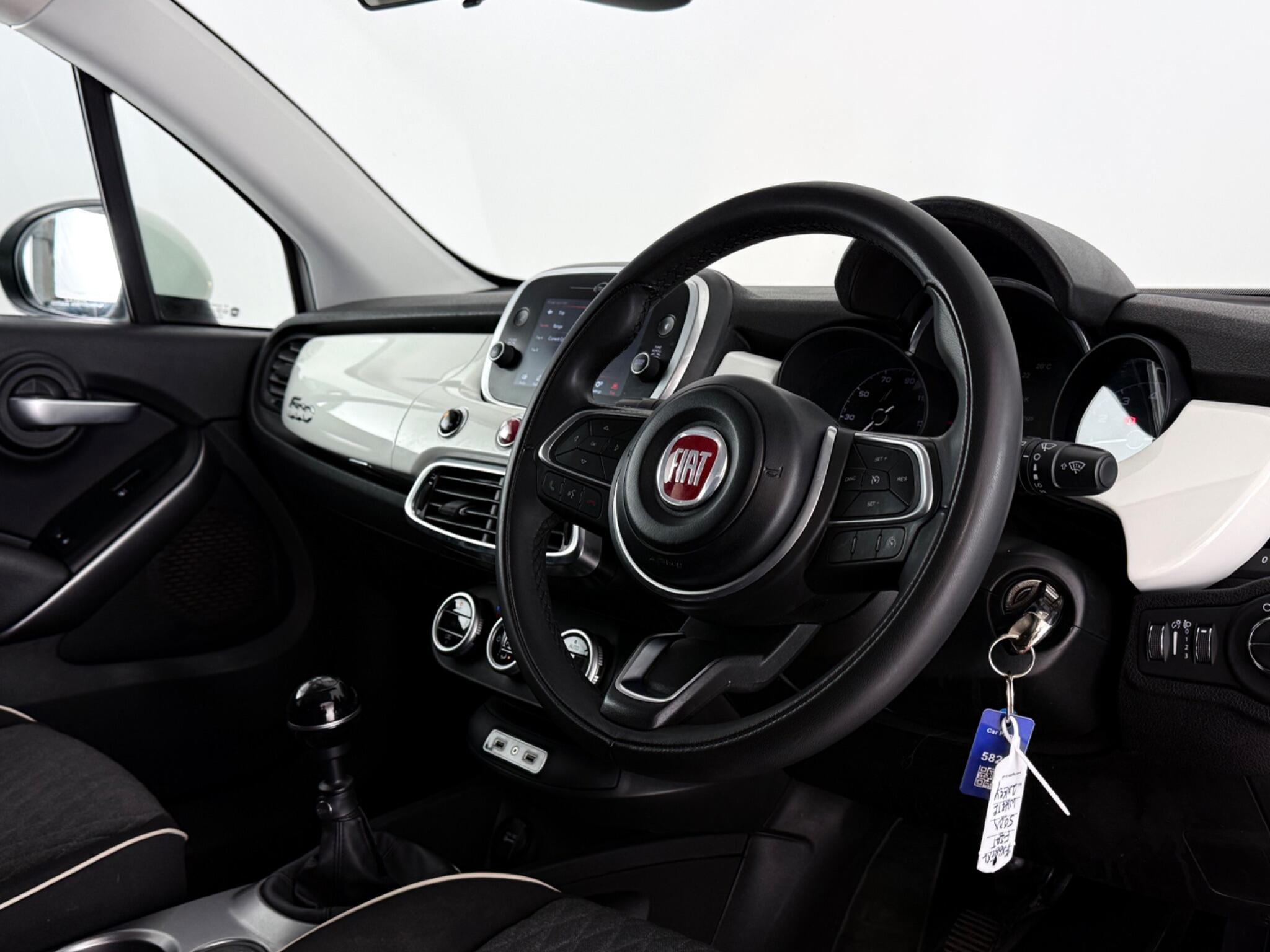 Fiat 500X view 3