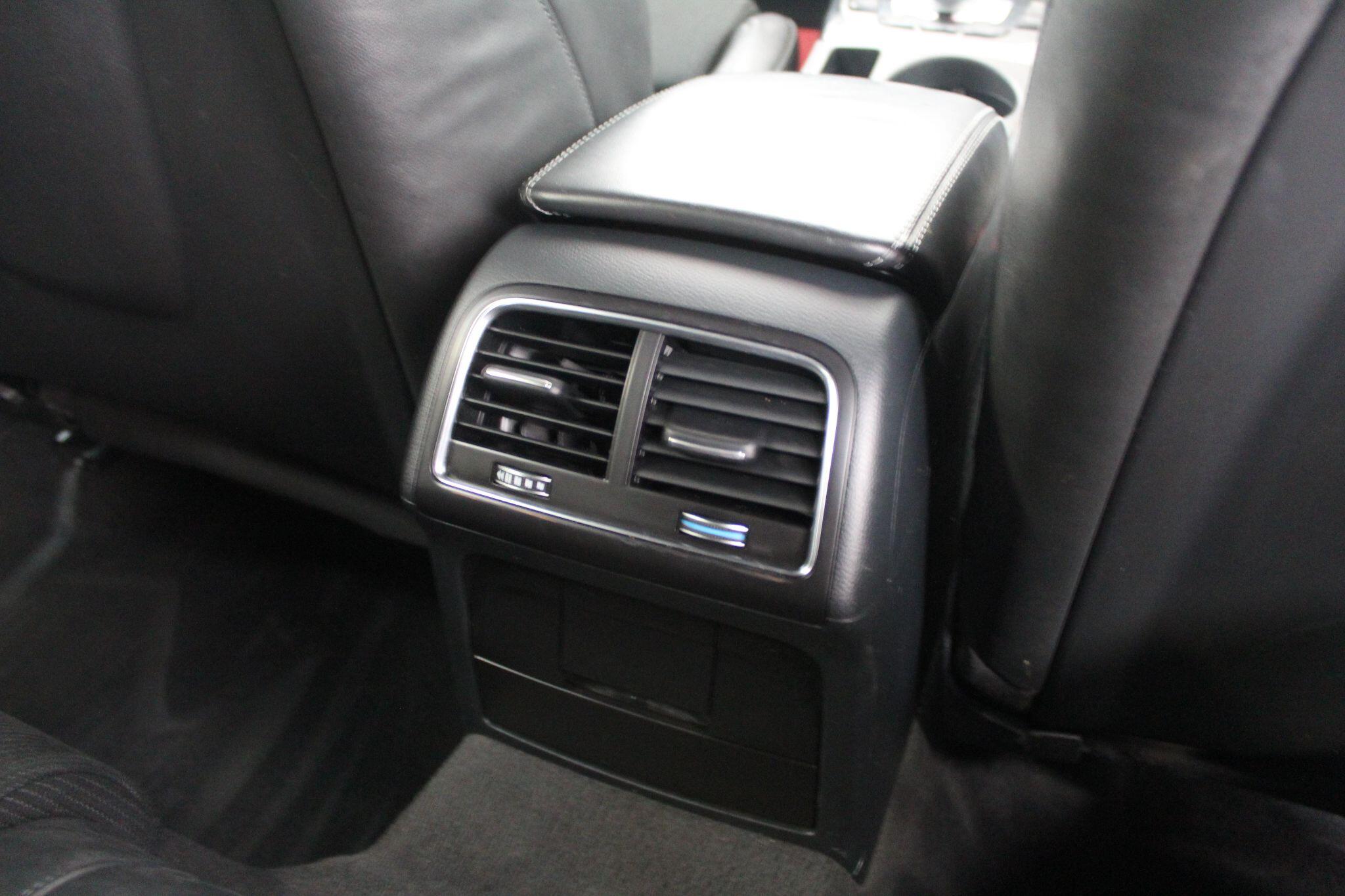 Audi A4 view 54